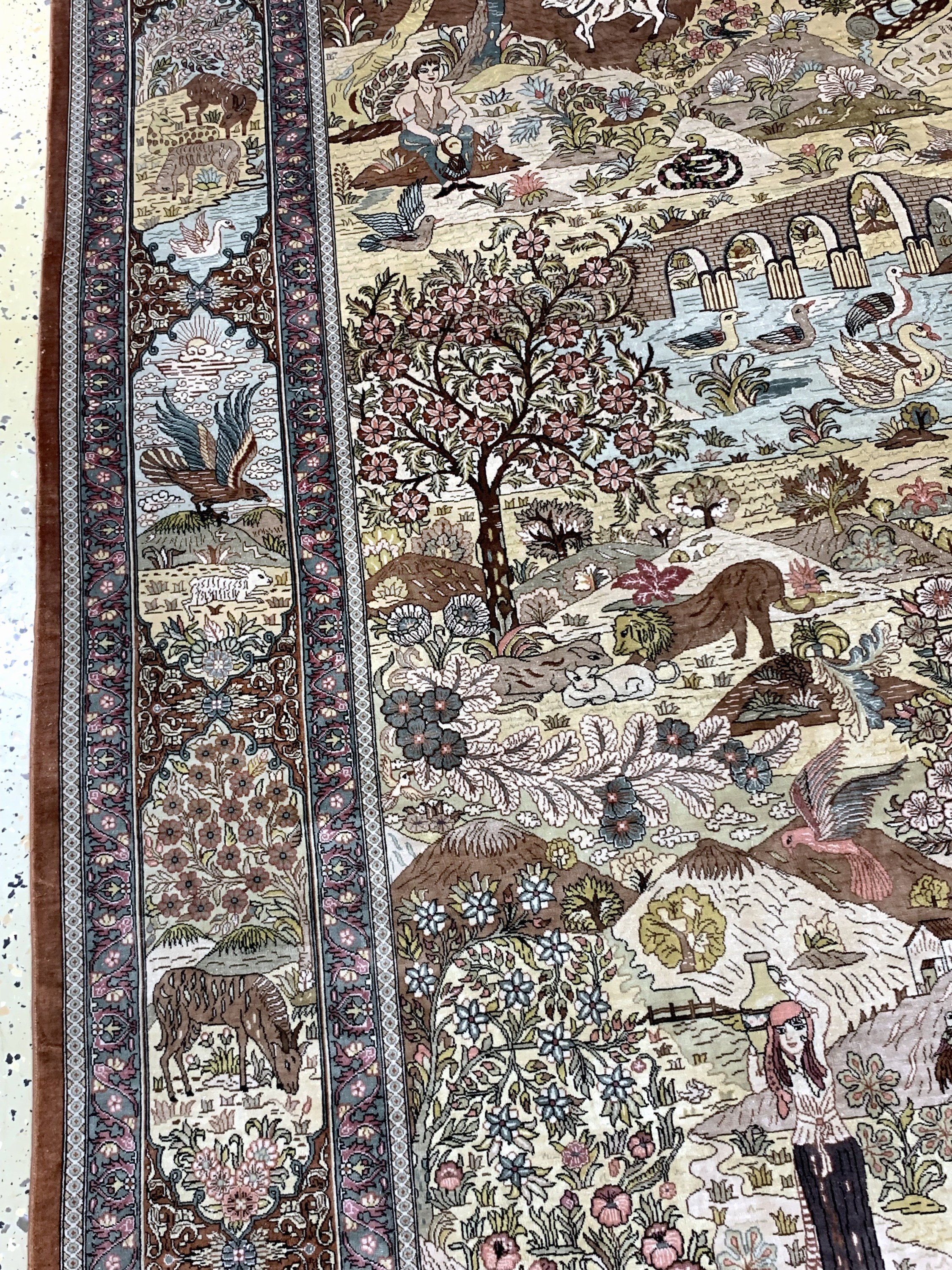 Detail e: Hereke Seide fein, China, Mitte 20.JHd, reine Naturseide, ca. 248 x 158 cm, ca. 1,0 Mio. Kn/qm, EHZ:1-2