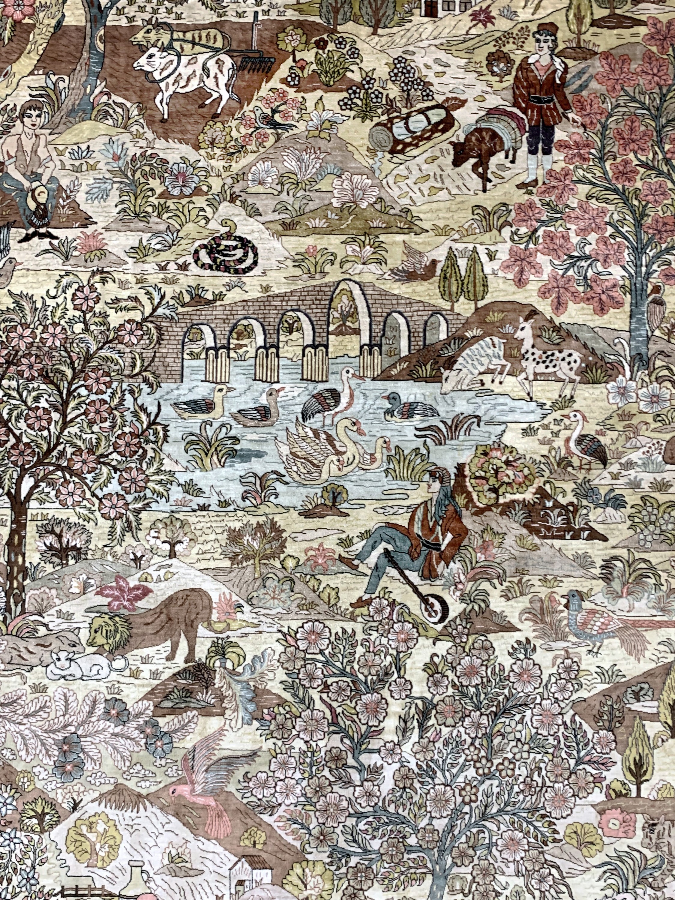 Detail f: Hereke Seide fein, China, Mitte 20.JHd, reine Naturseide, ca. 248 x 158 cm, ca. 1,0 Mio. Kn/qm, EHZ:1-2