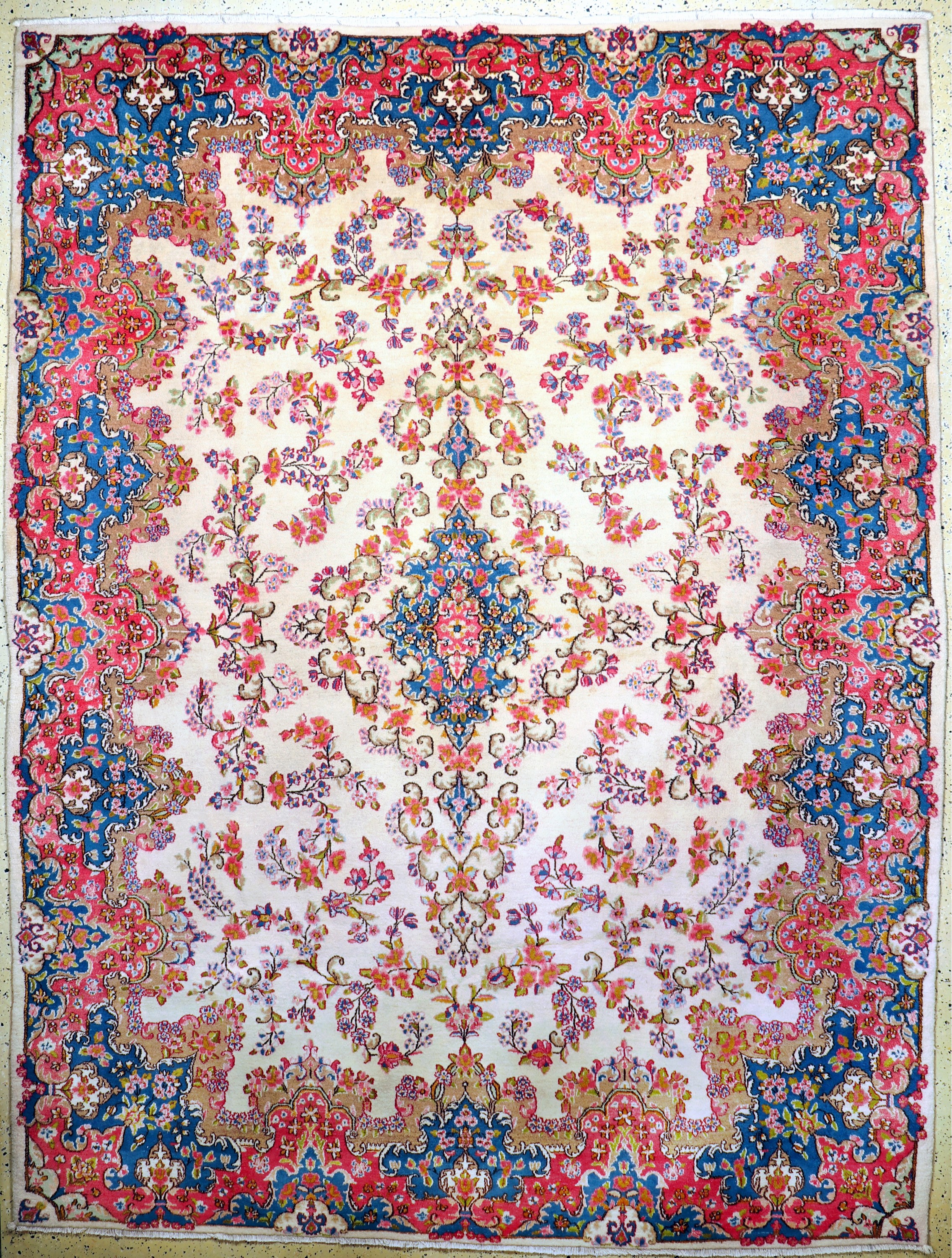 Kerman alt, Persien, Mitte 20.Jhd, Wolle auf Baumwolle, ca. 346 x 263 cm, EHZ: 2