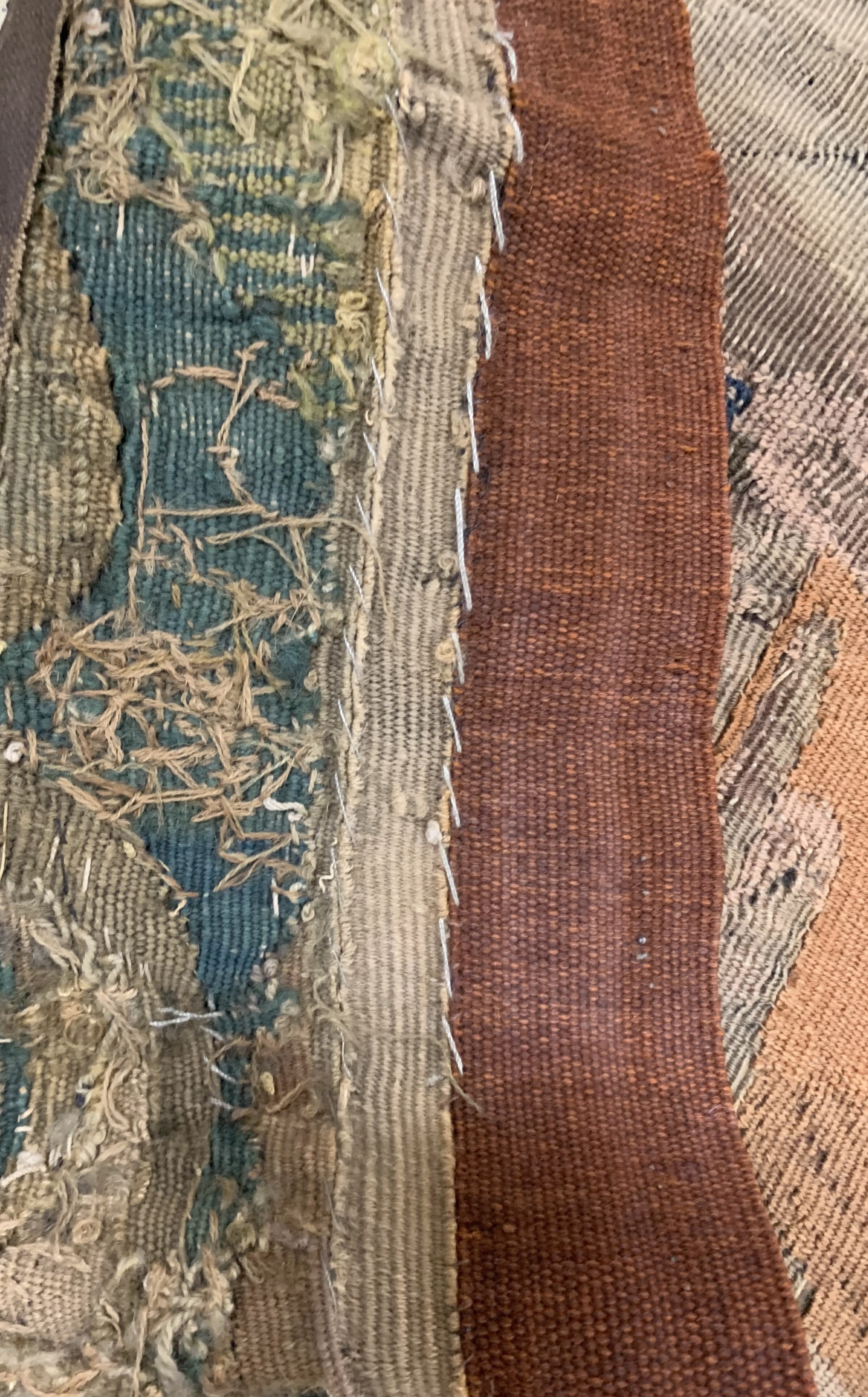Detail k: Tapisseri antik, Flandern, 18.Jhd, Wolle mit Seide auf Baumwolle , ca. 410 x 320 cm, EHZ: 3(mehrere Restaurierungen).