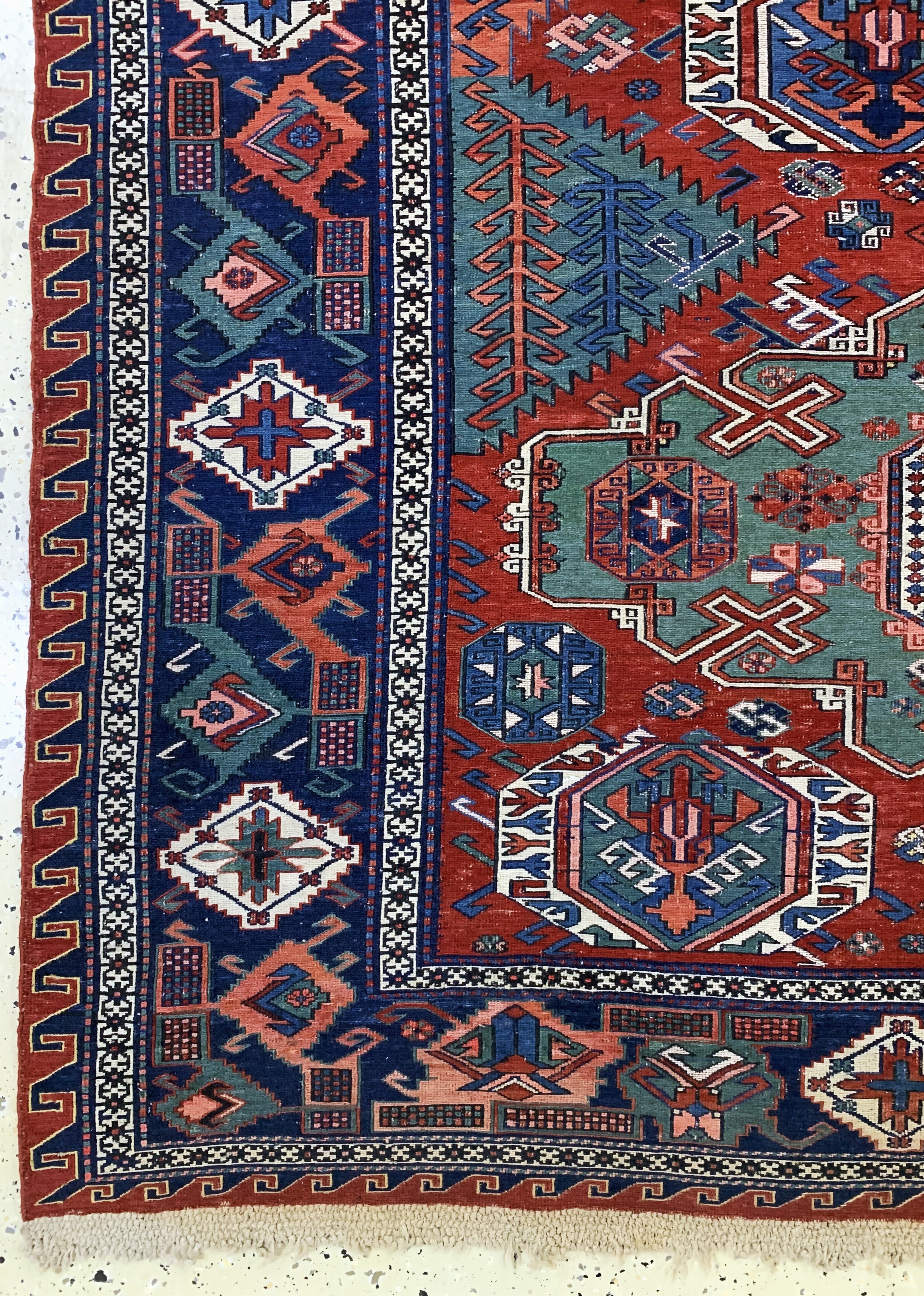 Detail c: Sumakh antik, Kaukasus, um 1900, Wolle auf Wolle, ca. 291 x 224 cm, EHZ: 2