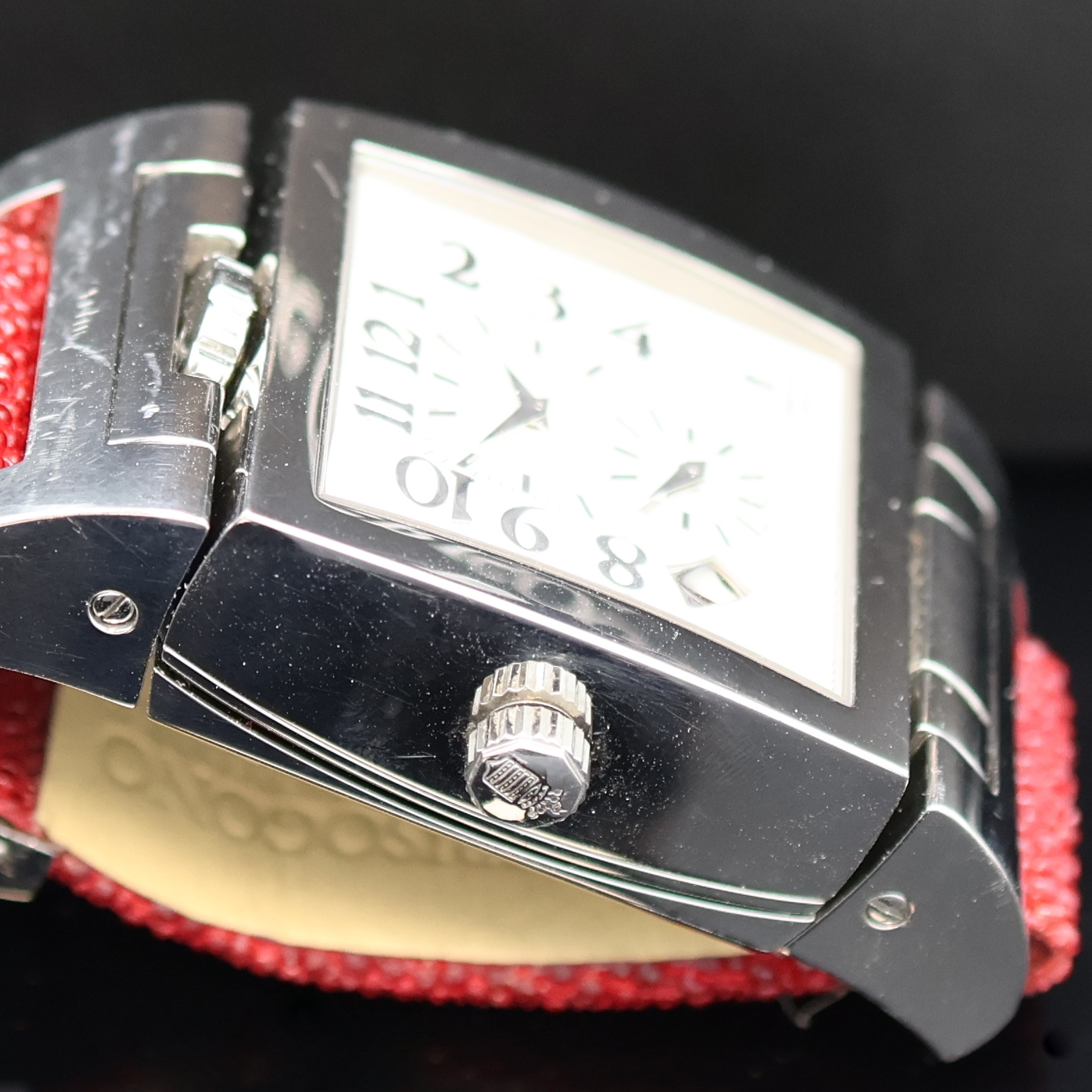 Detail d: DE GRISOGONO Instrumento Doppio Tre Armbanduhr mit 3 Zeitzonen, Automatik, Schweiz um 2004, um 360 Grad drehbares Wendegehäuse inkl. orig. ...