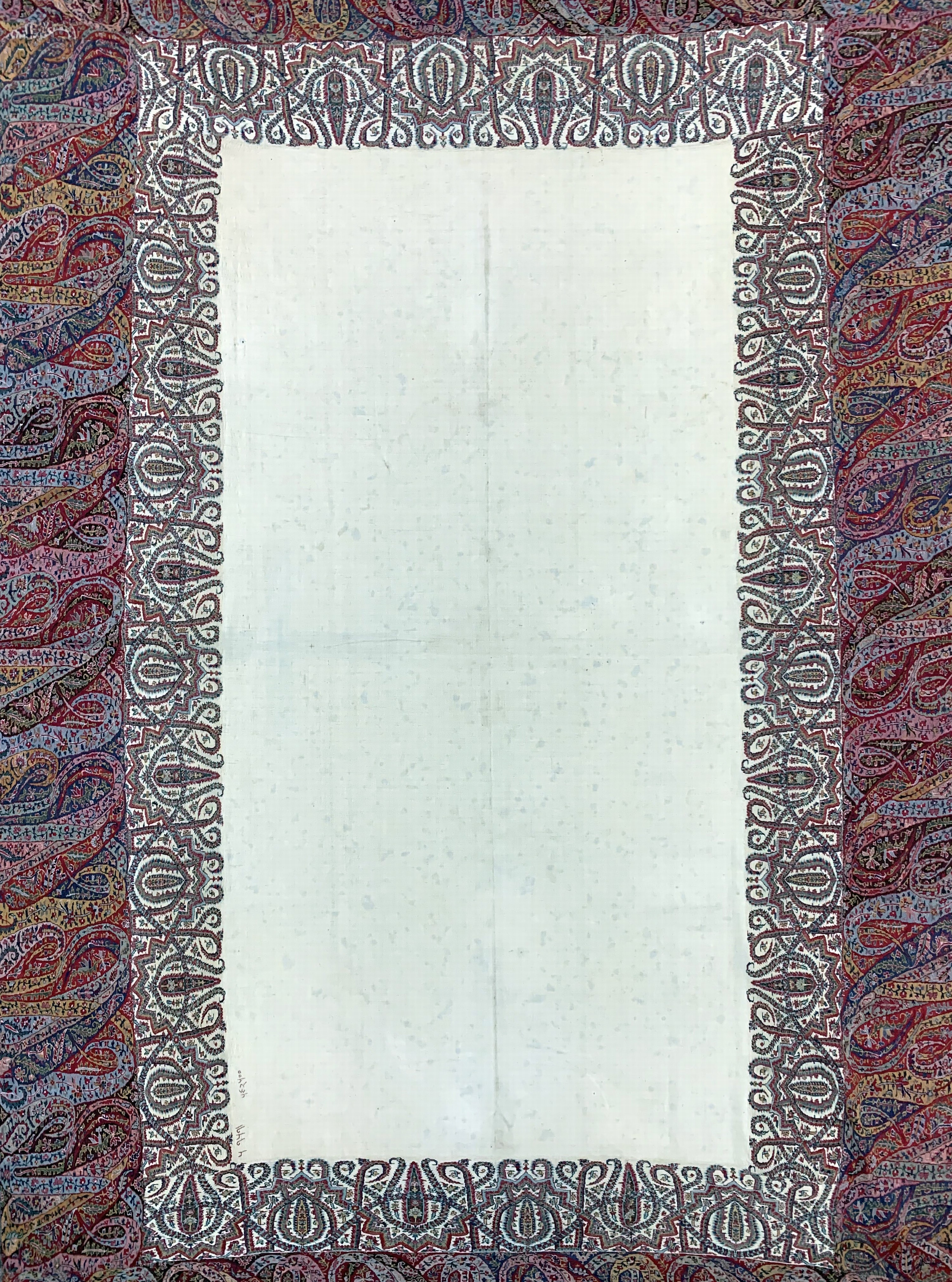Detail c: Kaschmir Schal antik, Indien, um 1900, Baumwoll-Stickerei, ca. 320 x 140 cm, EHZ: 2, (kleine Löcher)
