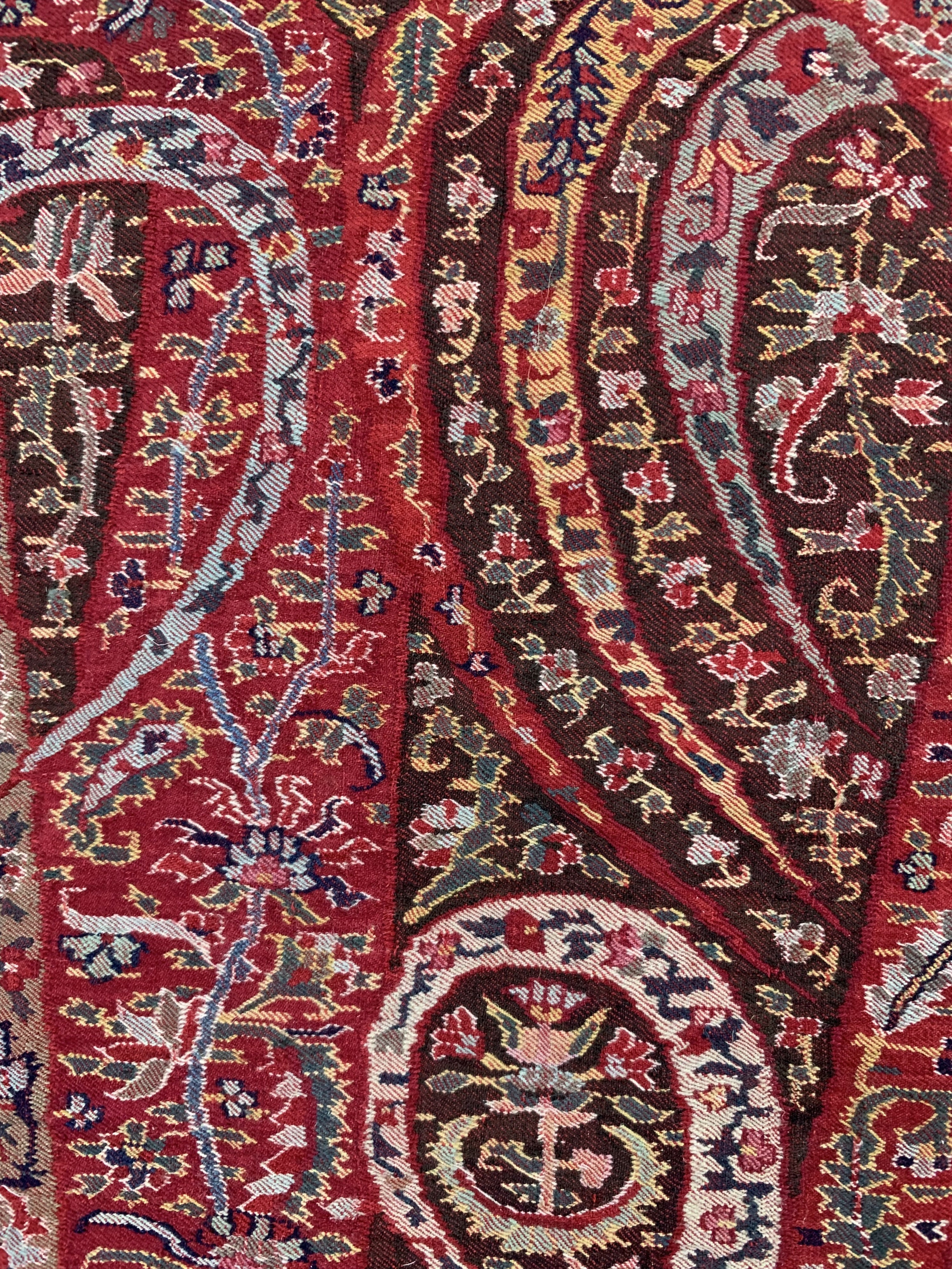 Detail e: Kaschmir Schal antik, Indien, um 1900, Baumwoll-Stickerei, ca. 320 x 140 cm, EHZ: 2, (kleine Löcher)