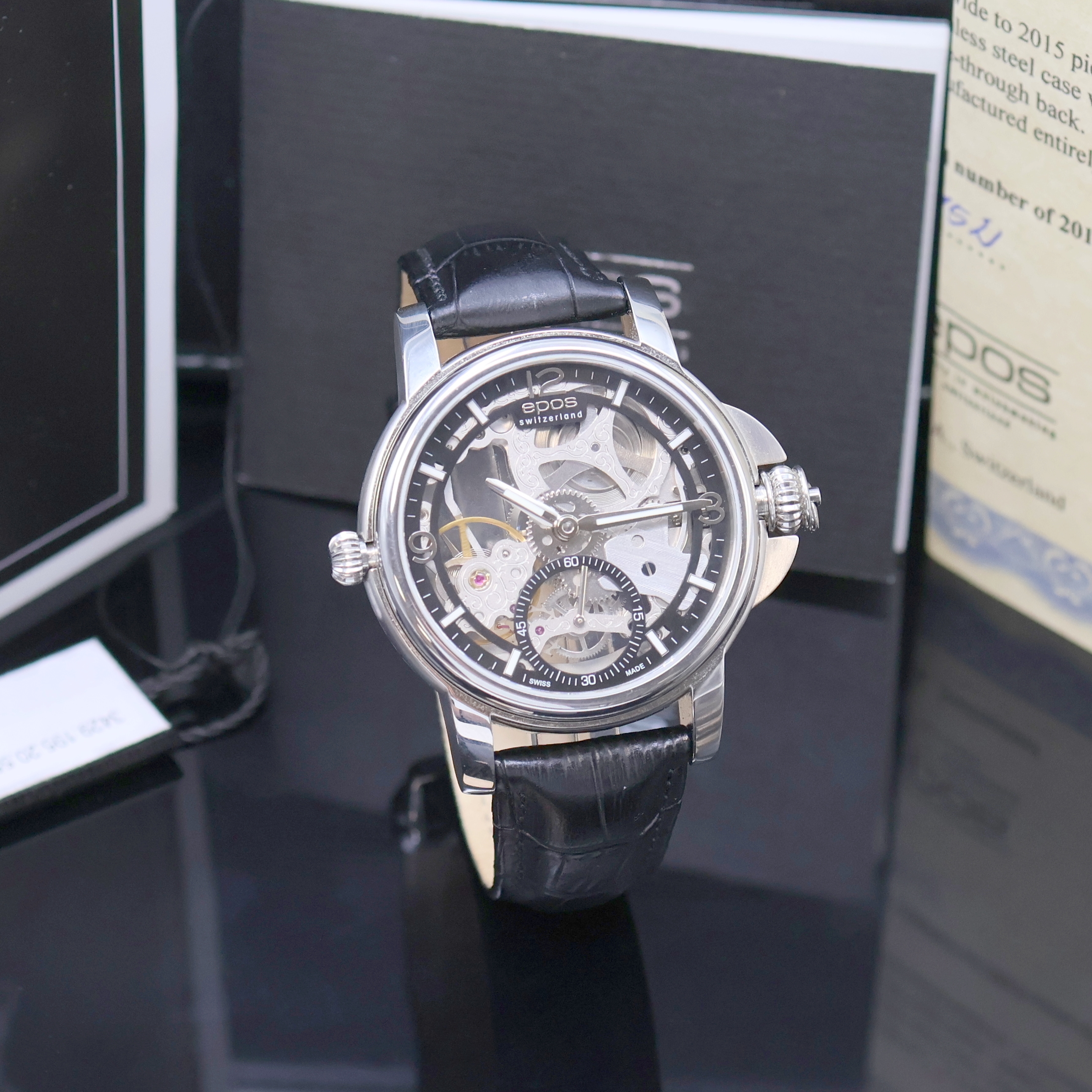 Detail b: EPOS auf 2015 Stück limitierte 3-in-1 Armband-/Taschen-/Tischuhr Referenz 3429, Schweiz lt. beil. Pap. verk. 10/2015, Handaufzug, äußeres ...