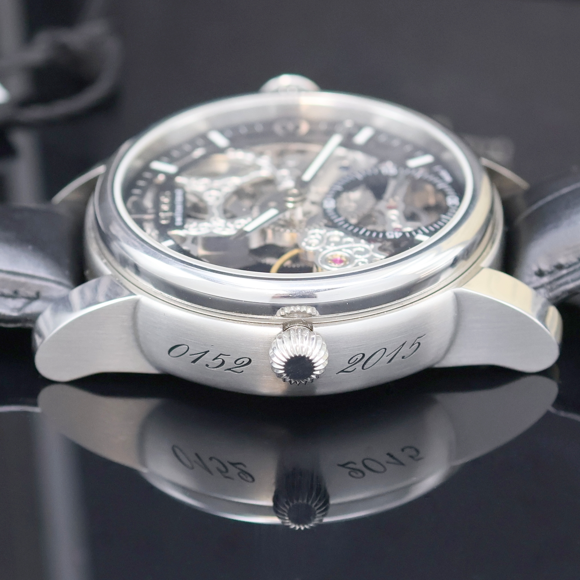 Detail e: EPOS auf 2015 Stück limitierte 3-in-1 Armband-/Taschen-/Tischuhr Referenz 3429, Schweiz lt. beil. Pap. verk. 10/2015, Handaufzug, äußeres ...