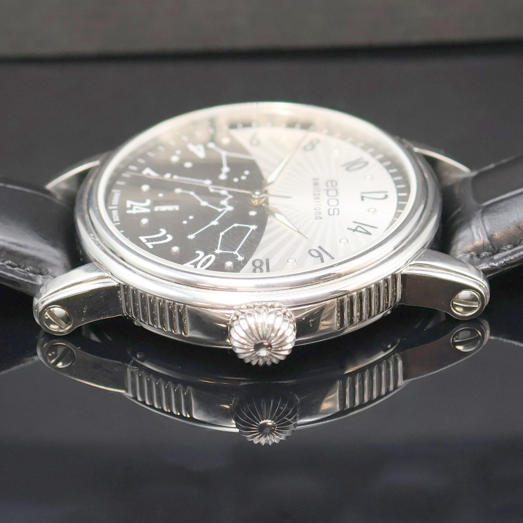 Detail d: EPOS Herrenarmbanduhr Referenz 3390K, Schweiz lt. beil. Pap. verk. 12/2014, Automatik, Edelstahlgeh., beids. vergl., Boden 4-fach verschr., orig. ...