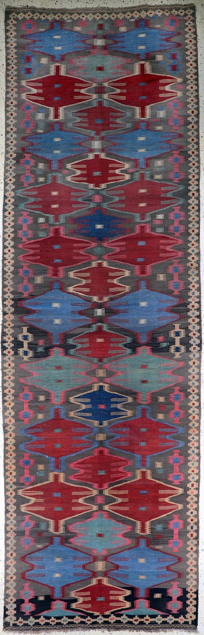 Image Nordwestpersischer Nomadenkelim, Persien, um 1900, Wolle auf Wolle, ca. 430 x 130 cm, ...