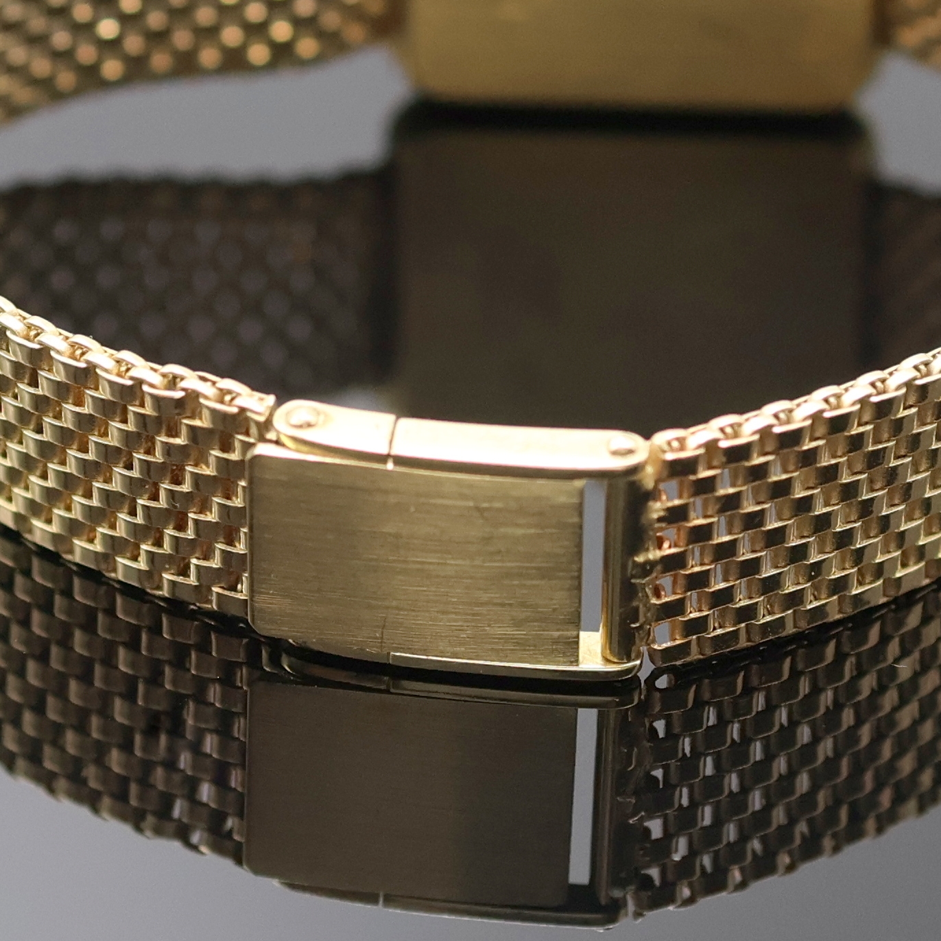 Detail b: ELEGANCE DE CITO Damenarmbanduhr in GG 585/000 mit Diamanten, Schweiz um 1975, quarz, Boden aufgedr., Goldband, Lünette aufw. m. Diamanten bes., ...