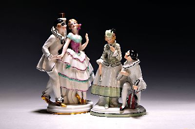 Image 26973381 - Porzellanfigur und Lampenfuß, deutsch, 1920er Jahre, Pierrot und Columbine, Fasold ...