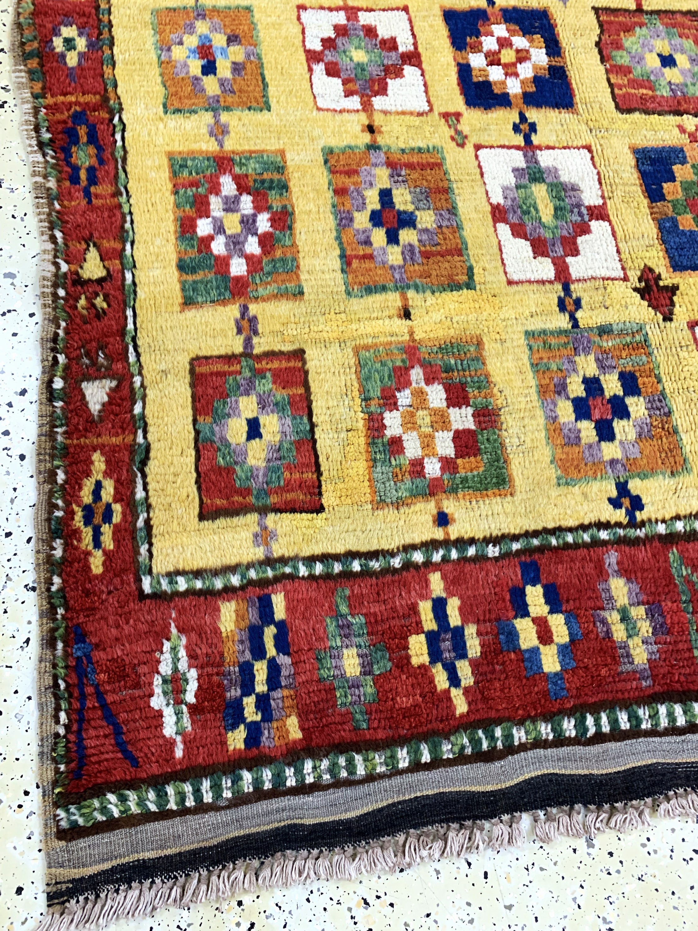 Detail e: Louri Gabbeh antik, Persien, um 1900, Wolleauf Baumwolle, ca. 195 x 150 cm, gereinigt, EHZ: 2