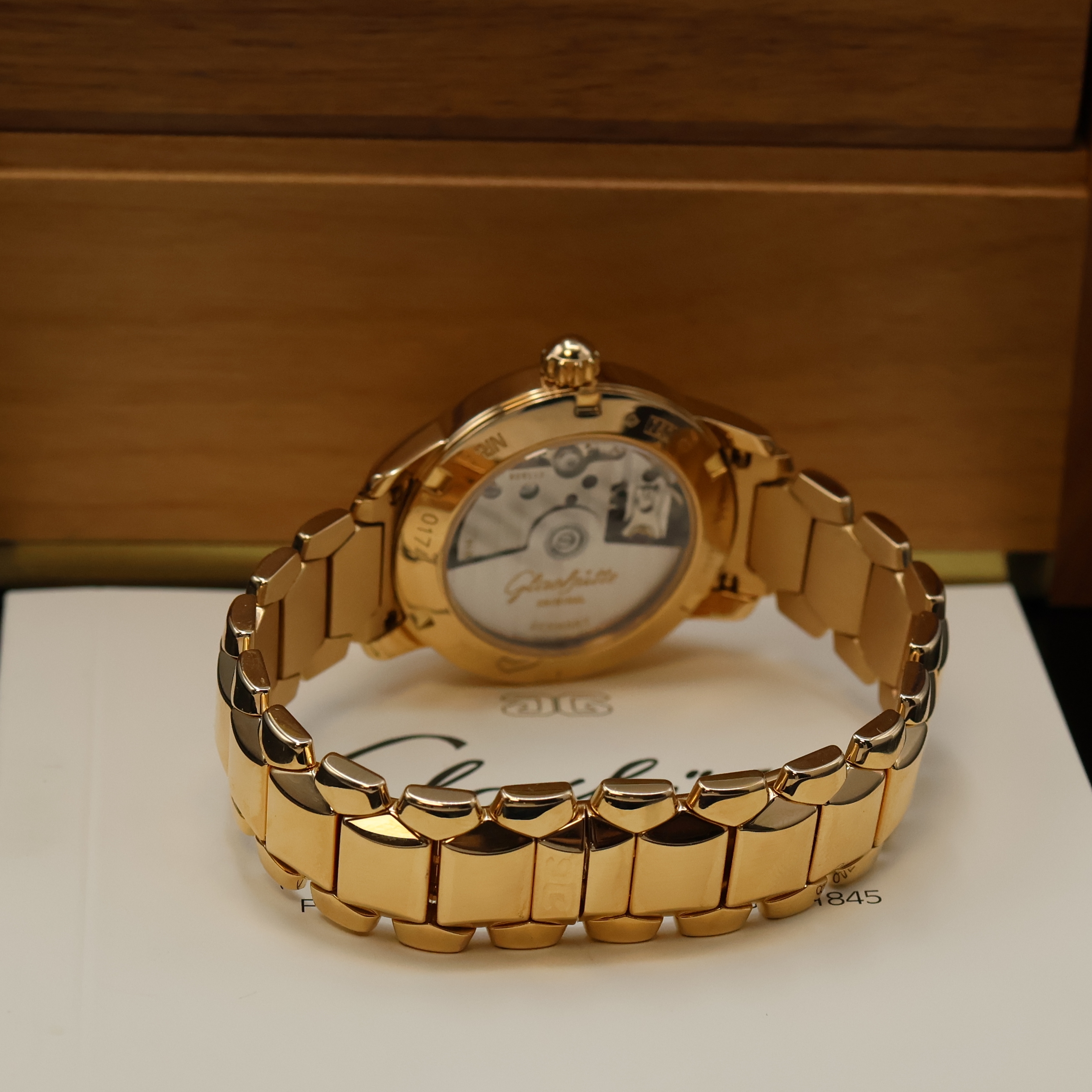 Detail b: GLASHÜTTE ORIGINAL Damenarmbanduhr Lady Sport Referenz 1033435204, Automatik, massiv RoseG750/000 inkl. Gliederband m. dopp. Faltschl., beids. ...