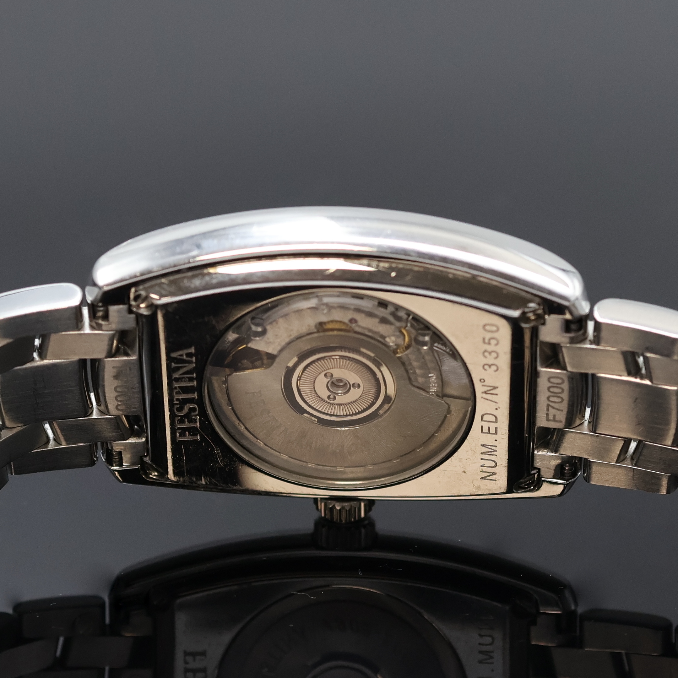 Detail e: FESTINA Herrenarmbanduhr aus der Century Edition Modell World Time, Automatik, Schweiz um 2002, Sondermodell in Edelstahl inkl. Gliederband m. dopp. ...