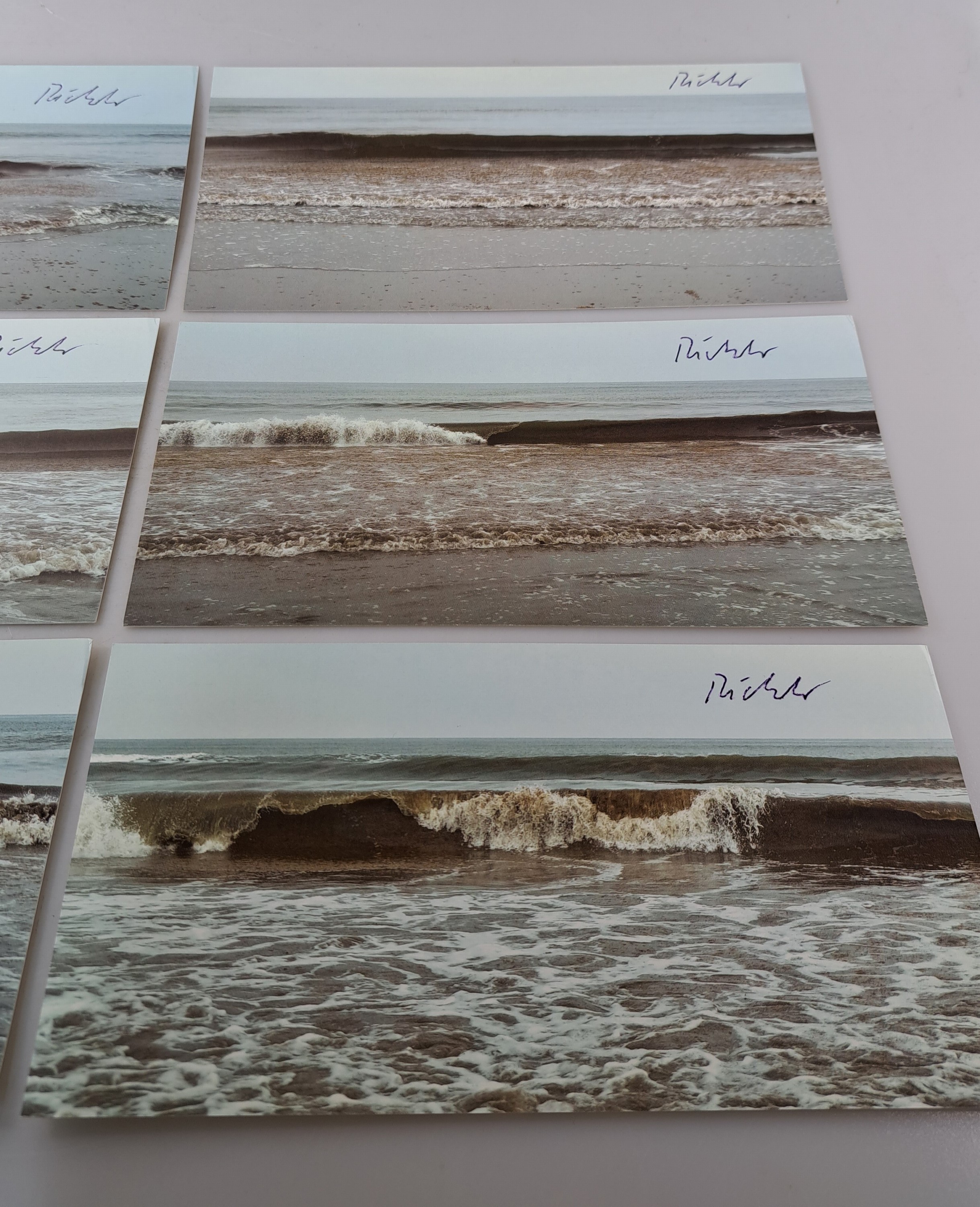 Detail f: Gerhard Richter, geb. 1932 Dresden, "Juist 2011", vollzählige Serie von 12 handsigniertenKünstlerpostkarten, orig. Banderole ebenso ...
