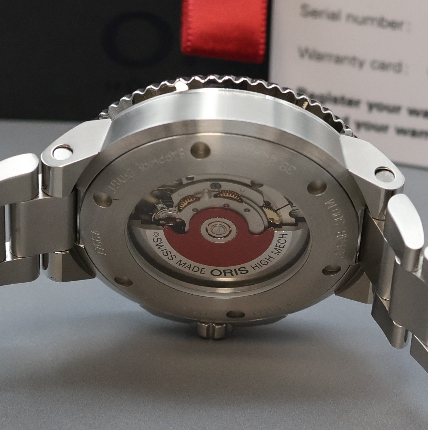 Detail e: ORIS Aquis Herrenarmbanduhr in Stahl Referenz 7766A, Schweiz um 2015, Automatik, beids. vergl. Geh. in Edelstahl inkl. Gliederband m. Faltschl., ...