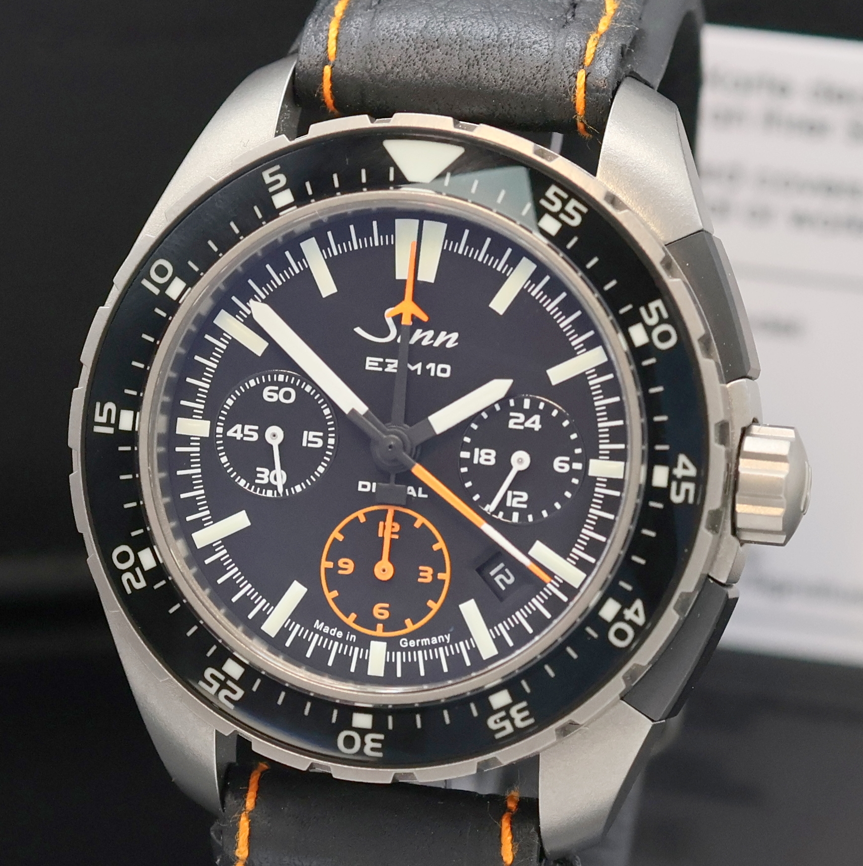 Detail a: SINN EZM 10 Diapal Herrenchronograph Referenz 950, Deutschland verk. lt. beil. Garantie 03/2013, Automatik, Titangeh. inkl. orig. Lederband m. ...