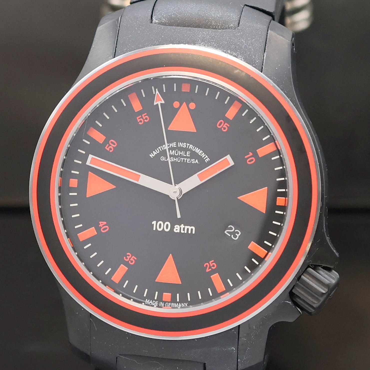Detail a: MÜHLE GLASHÜTTE Rescue-Timer auf 250 Stück limitierte Herrenarmbanduhr Referenz M1-41-53, Deutschland um 2012, Automatik, zum 10 Jährigen ...