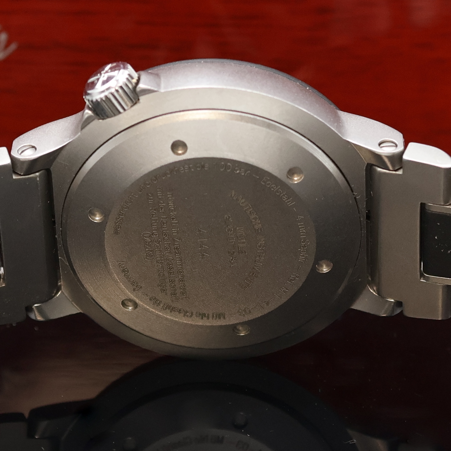 Detail d: MÜHLE GLASHÜTTE/SA. Nautische Instrumente Herrenarmbanduhr Modell S.A.R. Rescue-Timer Referenz M1-41-03, Deutschland um 2005, Automatik, ...