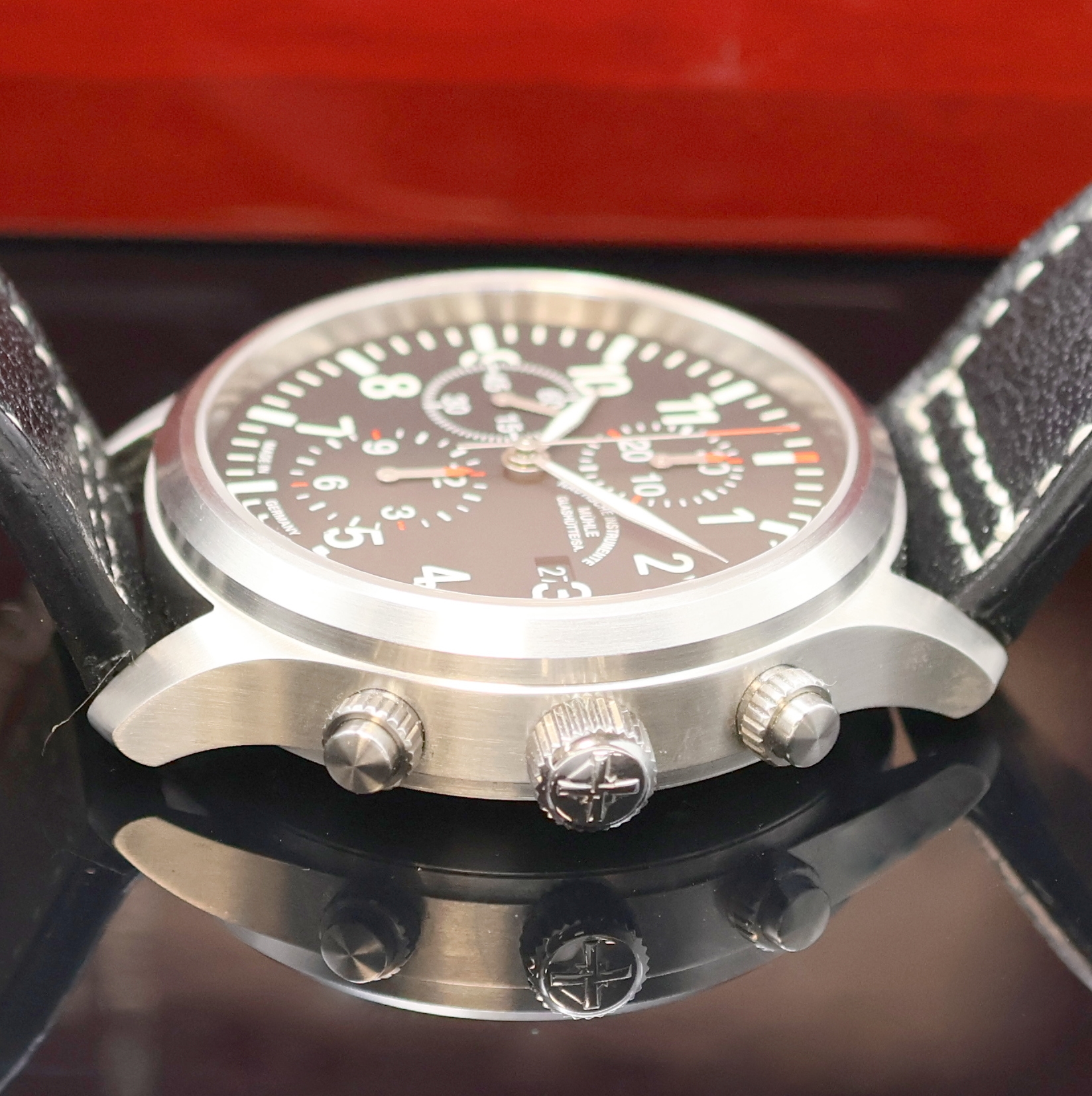 Detail c: MÜHLE GLASHÜTTE Armbandchronograph Terrasport I Referenz M1-37-70-LB, Automatik, Deutschland/Schweiz um 2020, Edelstahlgeh. inkl. orig. Lederband ...