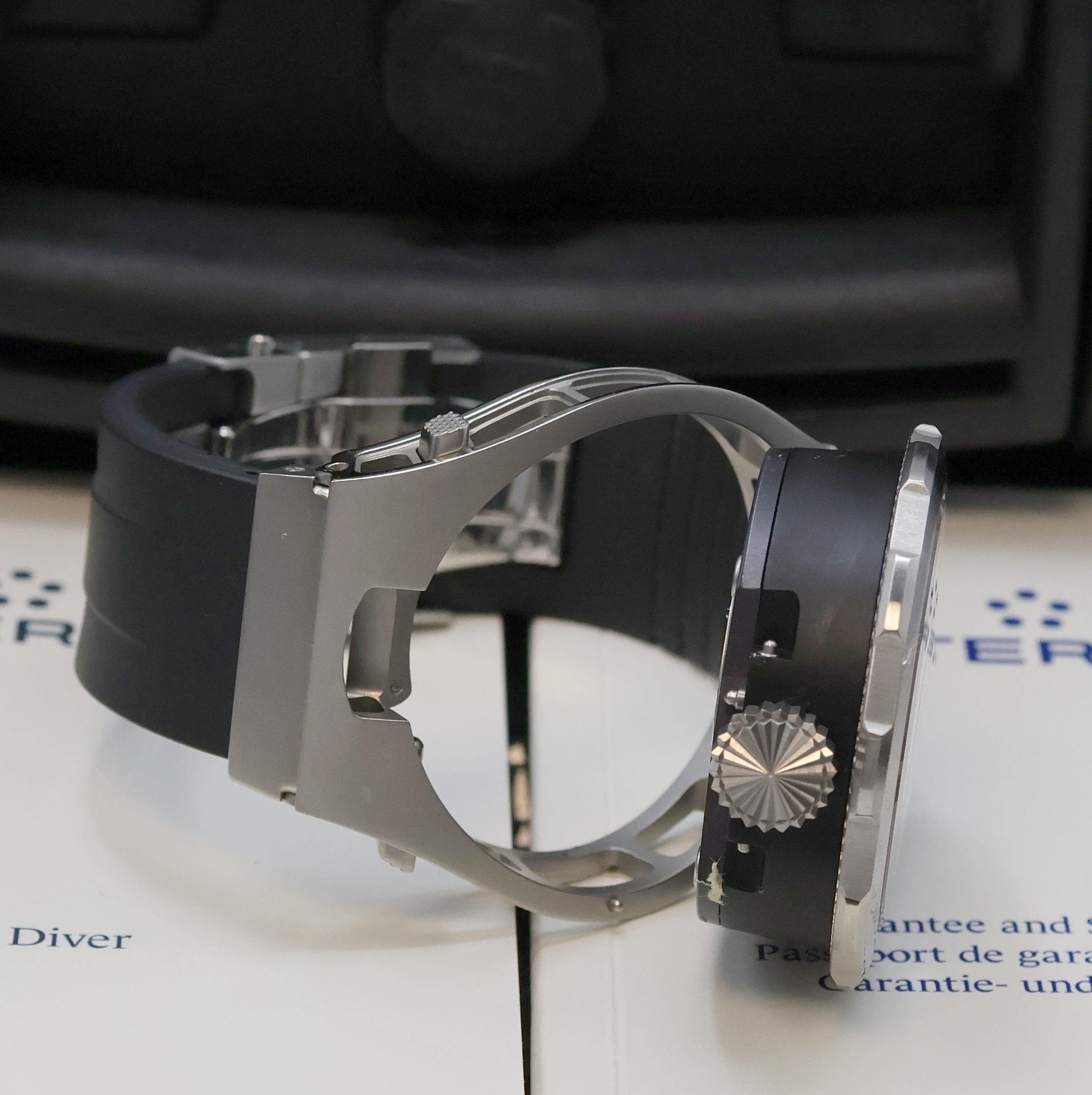 Detail b: ETERNA-MATIC Armbandchronometer Kontiki Diver Referenz 1594.44, Automatik, teilw. PVD- beschichtetes Edelstahlgeh. inkl. orig. Kautschukband m. ...
