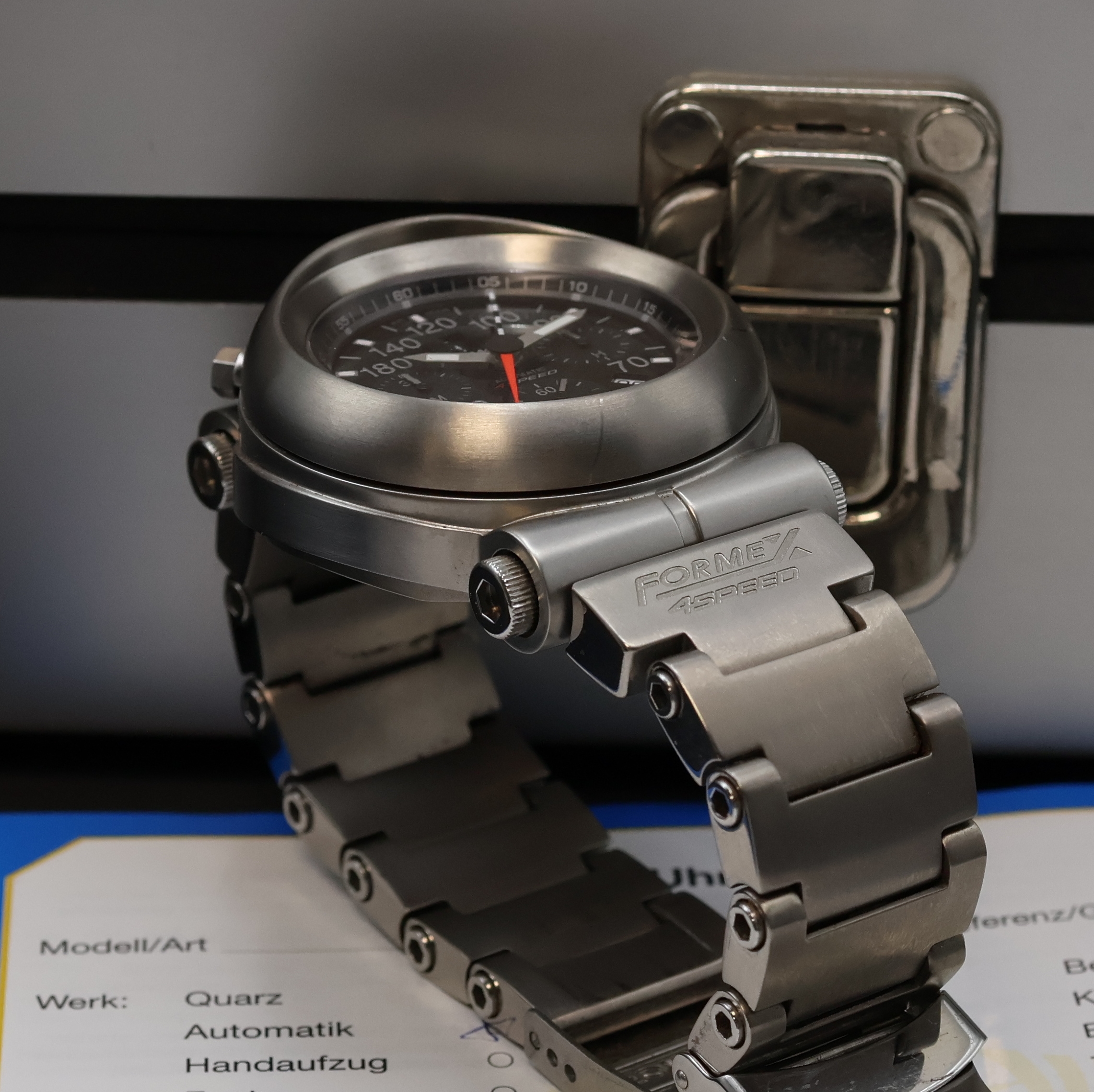 Detail d: FORMEX 4Speed Armbandchronograph Referenz 3751.8023, Automatik, beids. vergl. Stahl/Titangeh. inkl. Gliederband m. Faltschl., Boden 8-fach verschr., ...