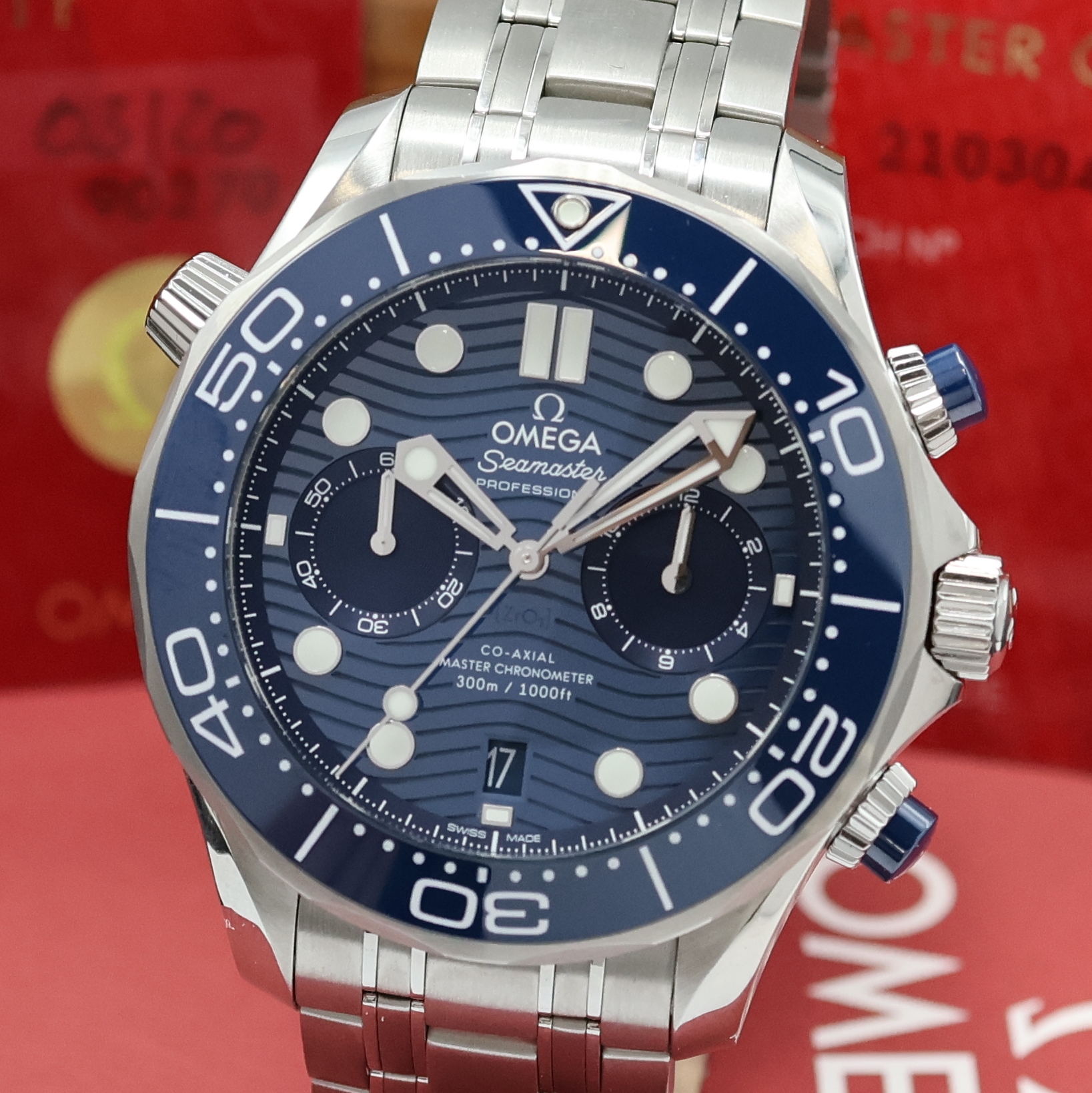 Detail a: OMEGA Seamaster Diver 300M Armbandchronograph Referenz 210.30.44.51.03.001, Automatik, Chronometer in Edelstahl inkl. Gliederband m. Faltschl. und ...
