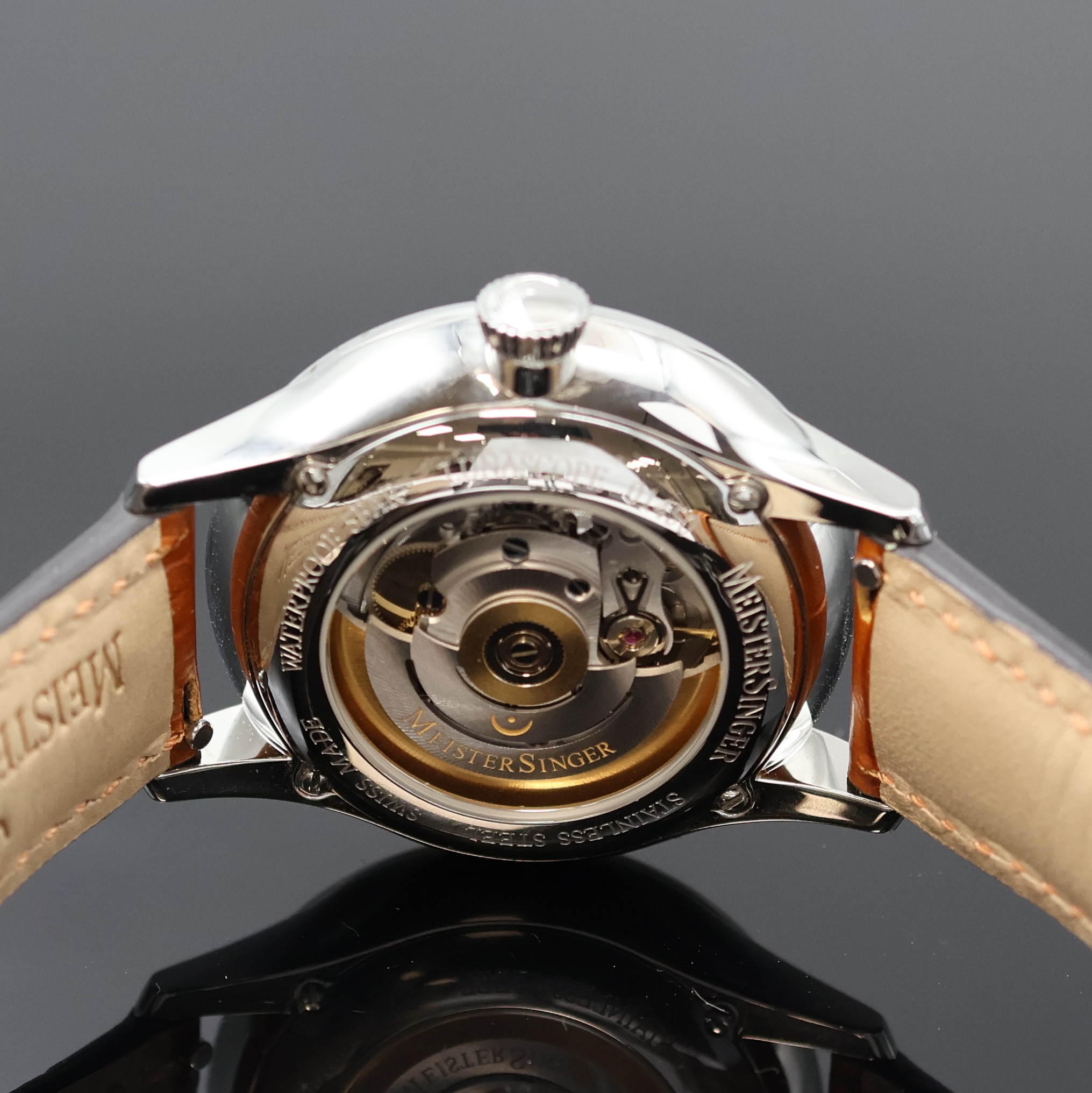 Detail d: MEISTERSINGER Lunascope Einzeiger- Herrenarmbanduhr, Automatik, Schweiz um 2021, Edelstahlgeh. inkl. orig. Lederband m. orig. dopp. Faltschl., beids. ...