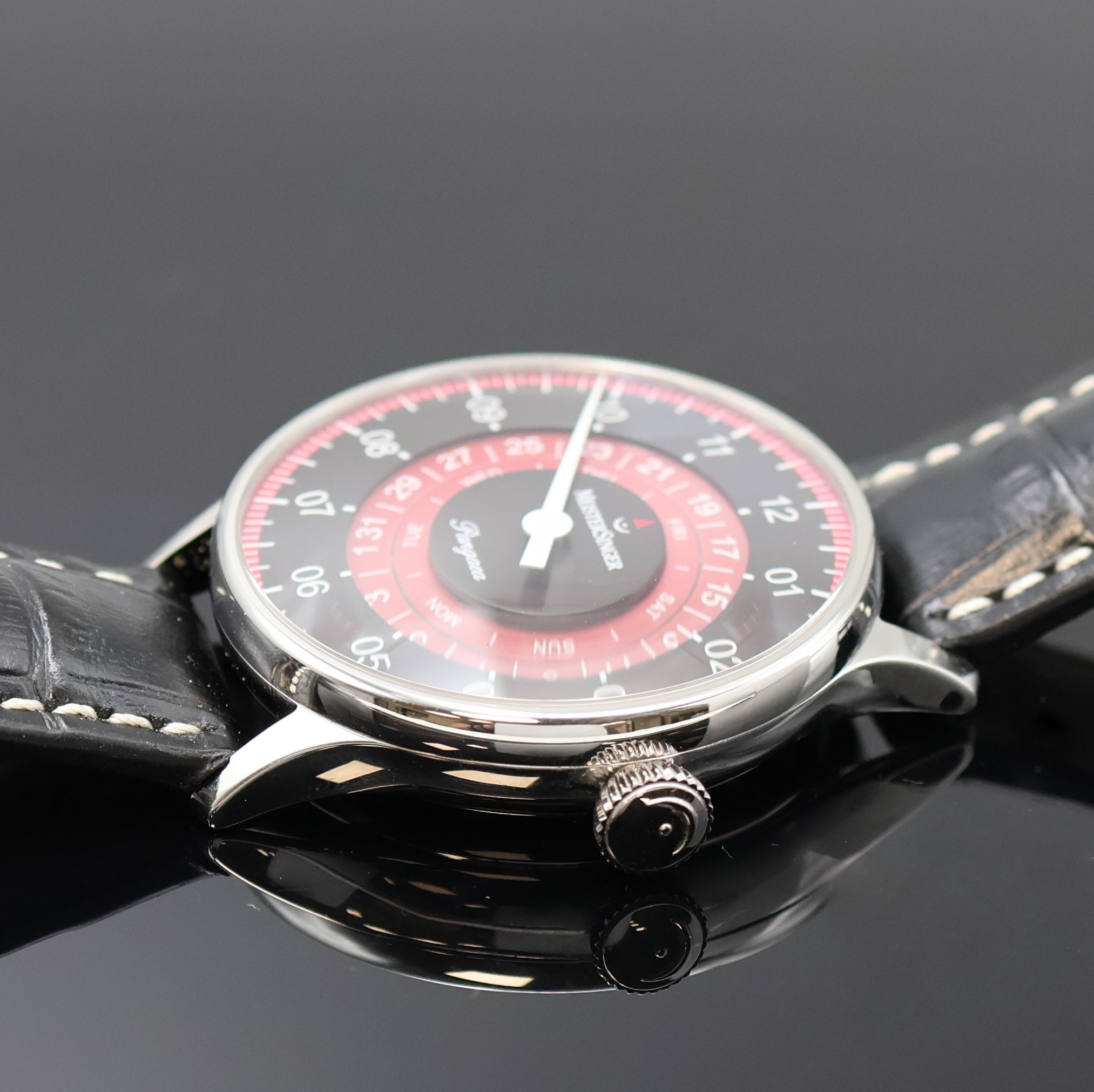 Detail c: MEISTERSINGER Pangaea Day Date Einzeiger- Herrenarmbanduhr, Automatik, Schweiz um 2021, Edelstahlgeh. inkl. orig. Lederband m. orig. Dornschl., ...
