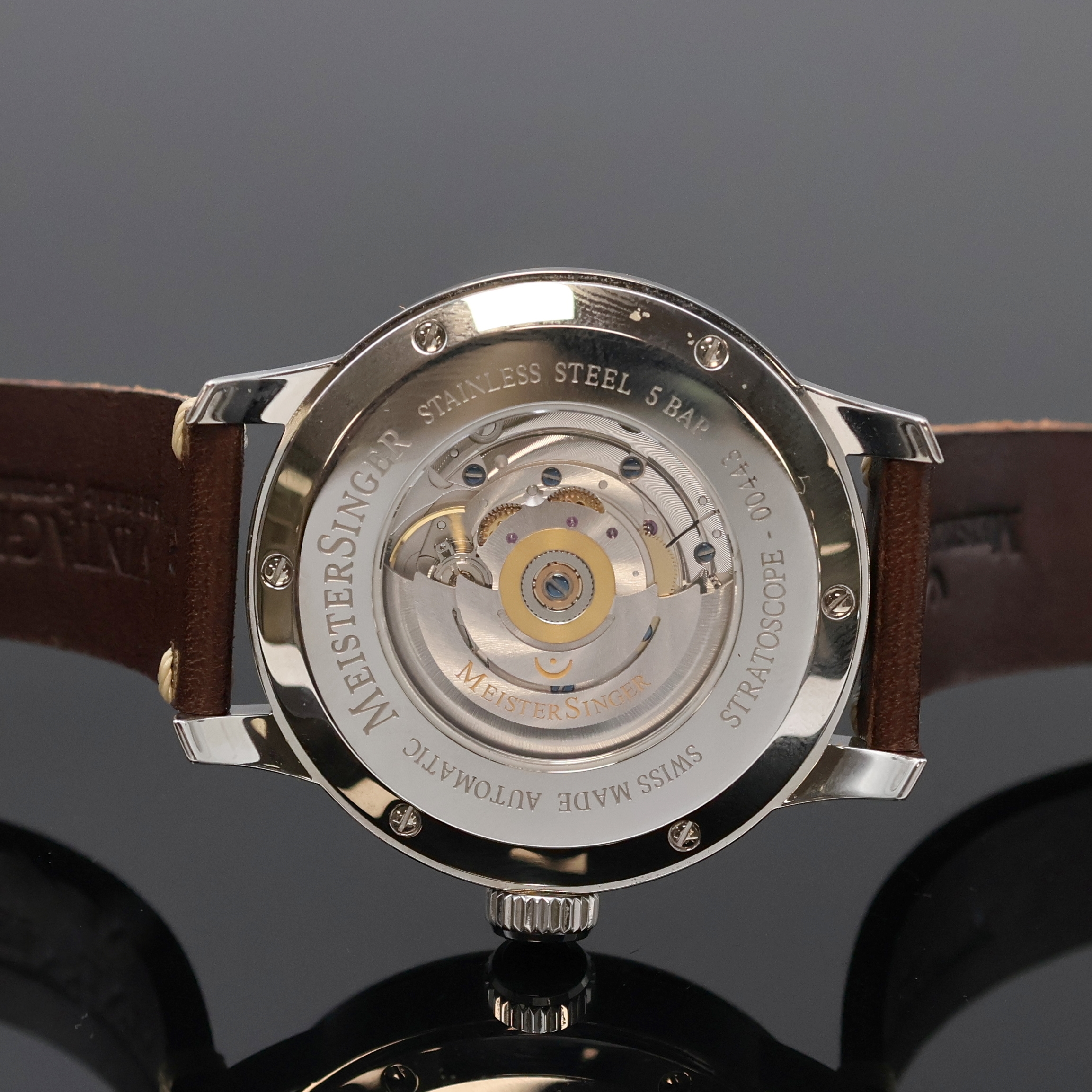 Detail e: MEISTERSINGER Stratoscope Einzeiger- Herrenarmbanduhr, Automatik, Schweiz um 2023, Edelstahlgeh. inkl. orig. Lederband m. orig. Faltschl., beids. ...
