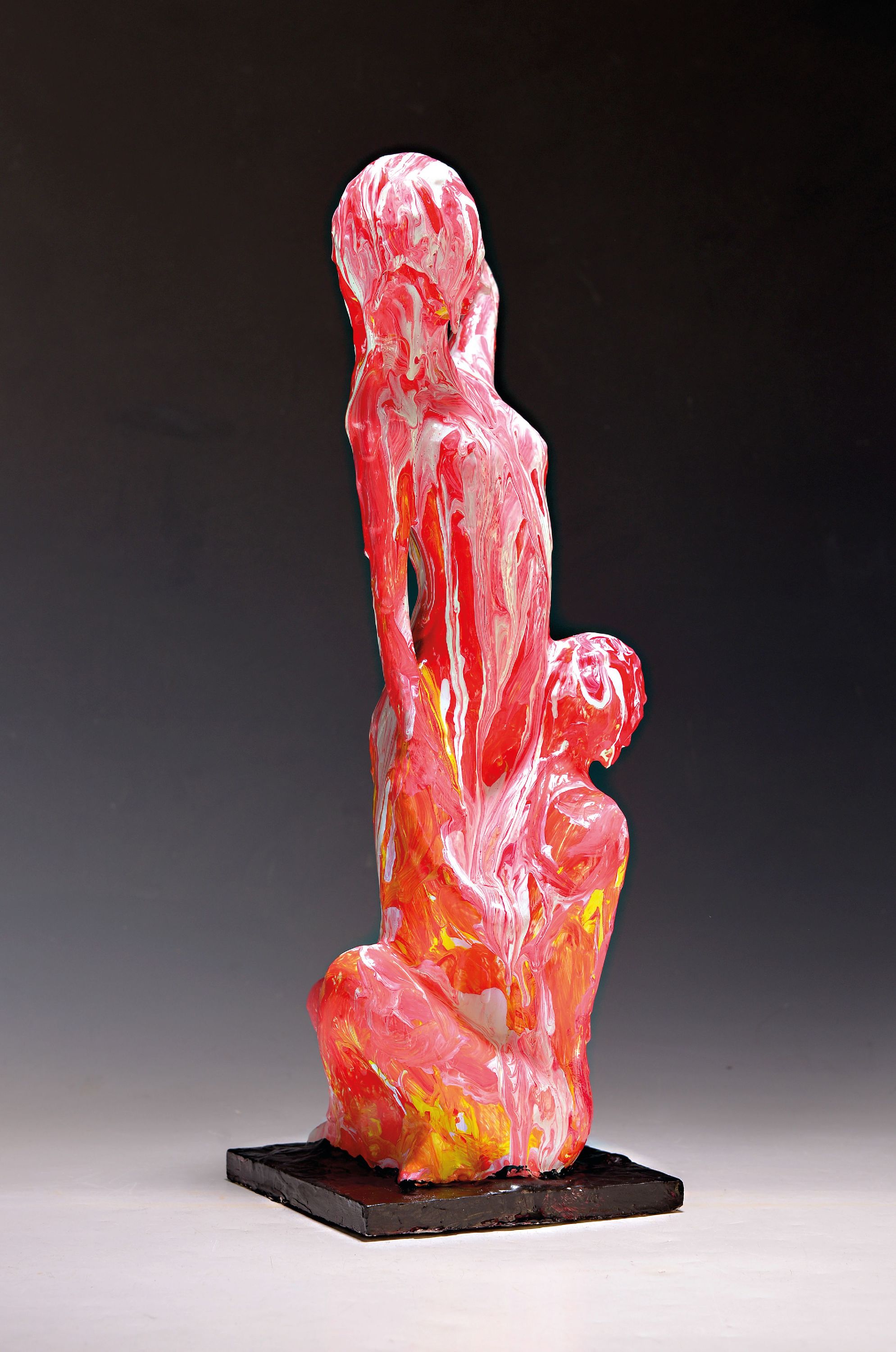Detail k: Randy Klingbeil, geb. 1966 Calgary, Kanada, Skulptur, "De rote Flora", 2017, gegossener verbundstoff, mehrschichtig bemalt und mit Farbe ...