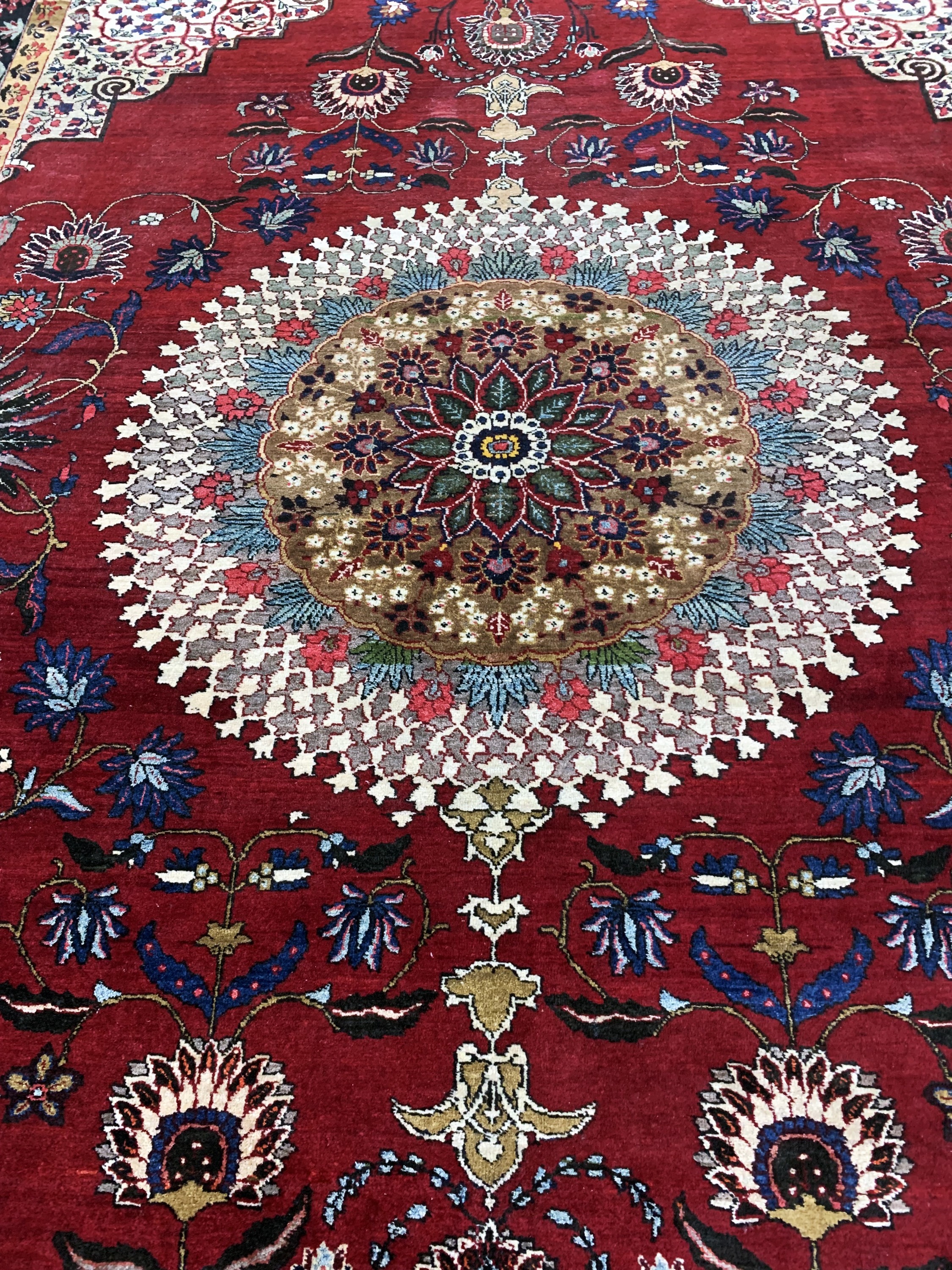Detail d: Mesched alt, Persien, Mitte 20.Jhd, Wolle auf Baumwolle, ca. 365 x 275 cm, EHZ: 2