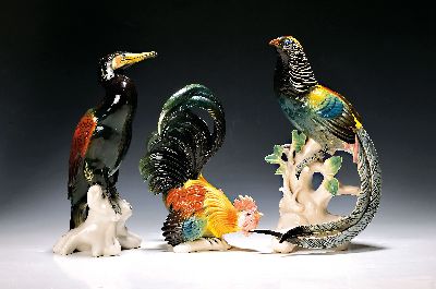 Image 26974359 - Drei große Porzellanvögel, Ens, 20. Jh., Hahn, H. ca. 24 cm, Fasan 31 cm, ...
