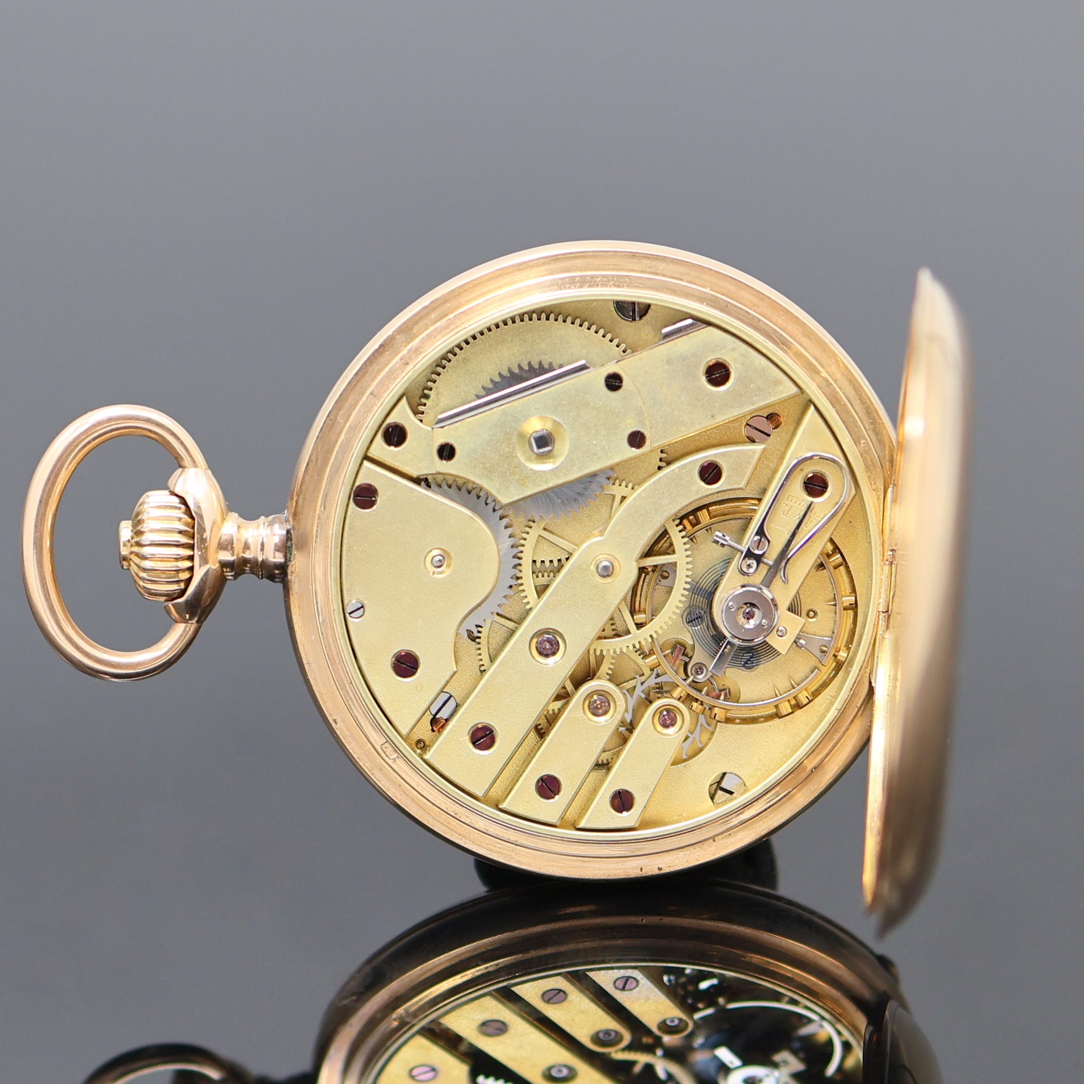 Detail f: ERNST KUTTER Stuttgart Herrensavonette in RoseG 585/000, Schweiz um 1910, glattes 3- Deckel Goldgeh., 2-tlg. Emailzifferbl. m. arab. Zahlen, kl. Sek. ...