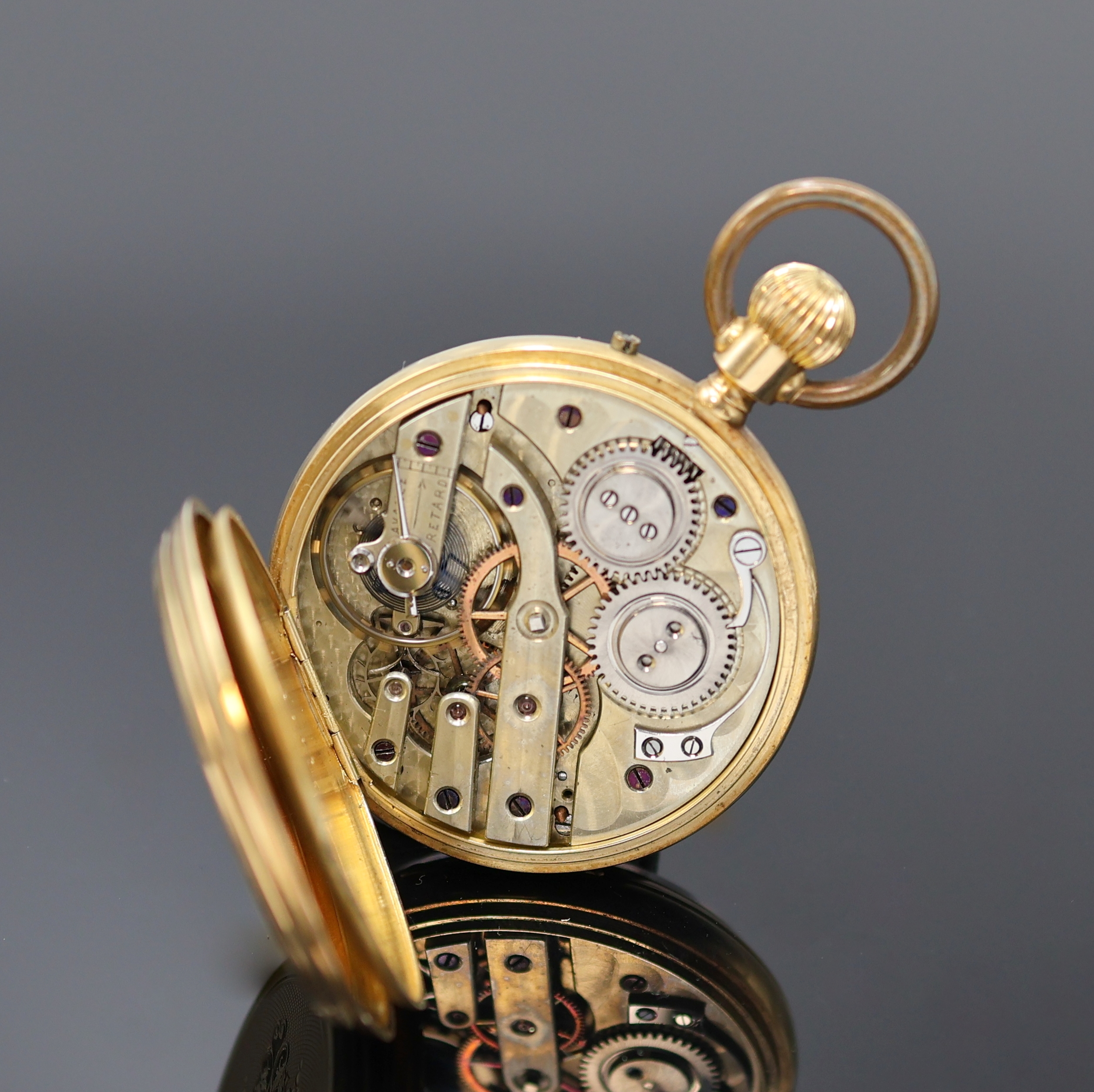 Detail e: Offene Herrentaschenuhr in GG 750/000, Schweiz um 1880, guill. Geh. dell., verg. Cuvette, Emailzifferbl. m. röm. Zahlen, kl. Sek. b. 6, gold. ...