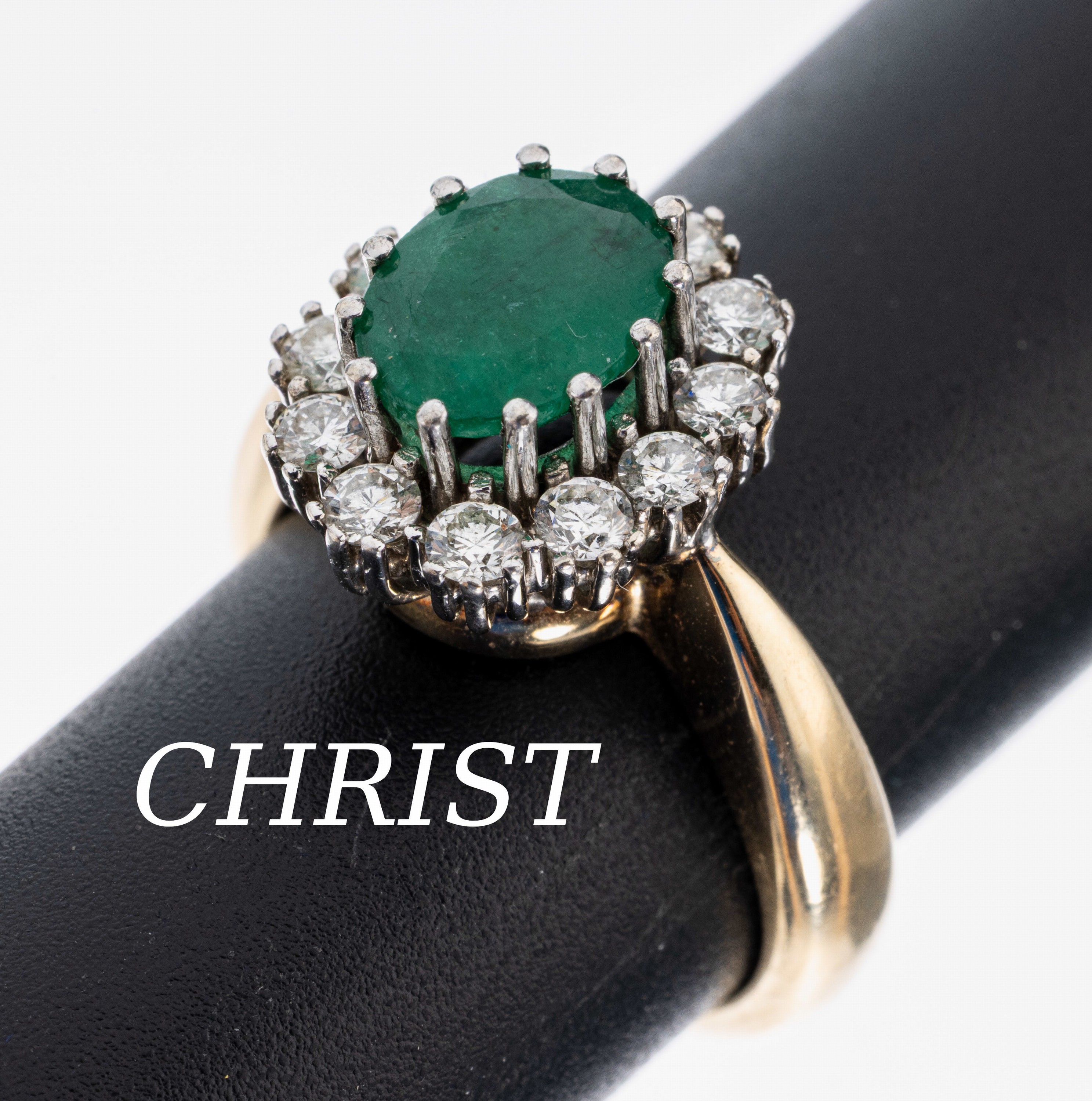 Image 26975179 - 14 kt Gold CHRIST Smaragd-Brillant-Ring, GG/WG 585/000, Ringkopf WG, mittig ...