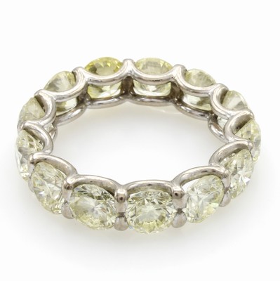 26975131a - Memoryring mit Brillanten, WG 750/000, rundum bes. m. 13 Brill. zus. ca. 9.58 ct l.get. ...