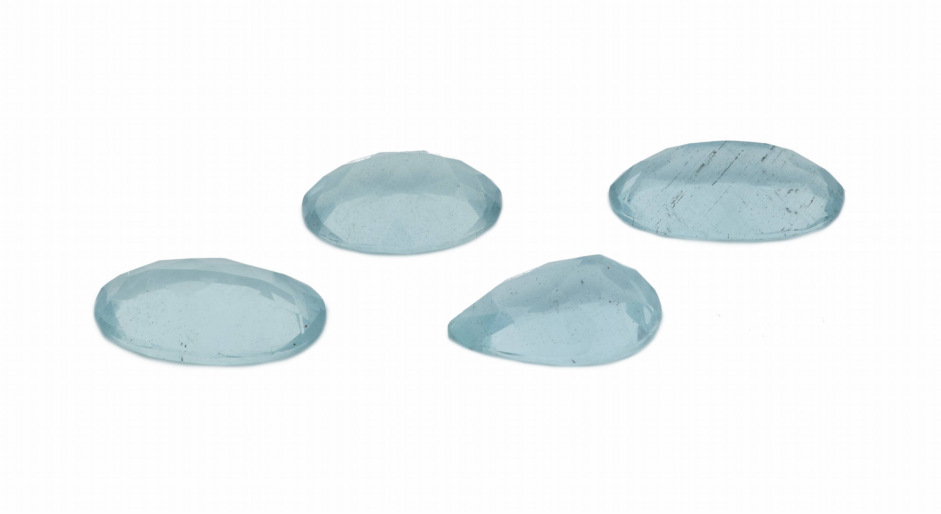 Detail a: Lot 4 lose Aquamarine, zus. ca. 15.51 ct, 3 x ovalfacett., 1 x facett. Tropfen