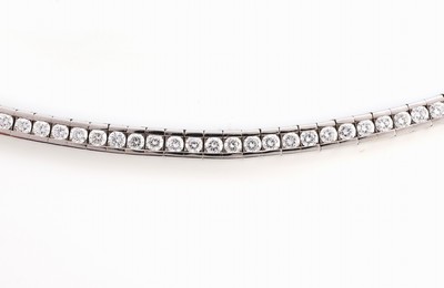 26975293a - 18 kt Gold Brillant-Collier, WG 750/000, 80 Brillanten zus. ca. 5.0 ct feines Weiß- ...