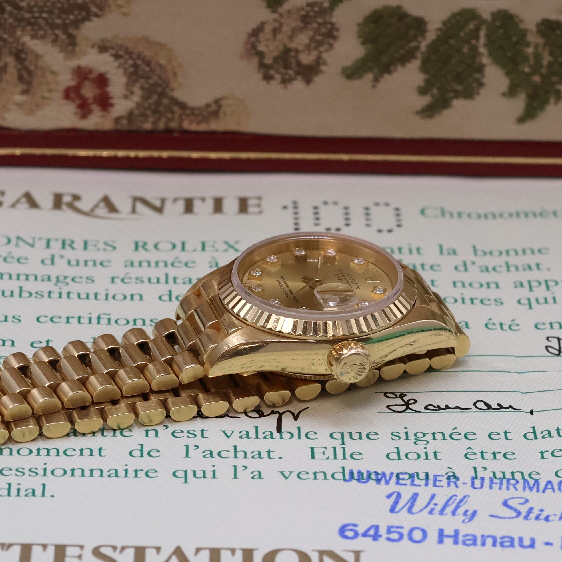 Detail d: ROLEX Datejust Referenz 69178 Damenarmbanduhr in GG 750/000, Schweiz lt. orig. Papier verk. 1990, Automatik, verschr. Oystergeh. m. Riffel-Lünette, ...