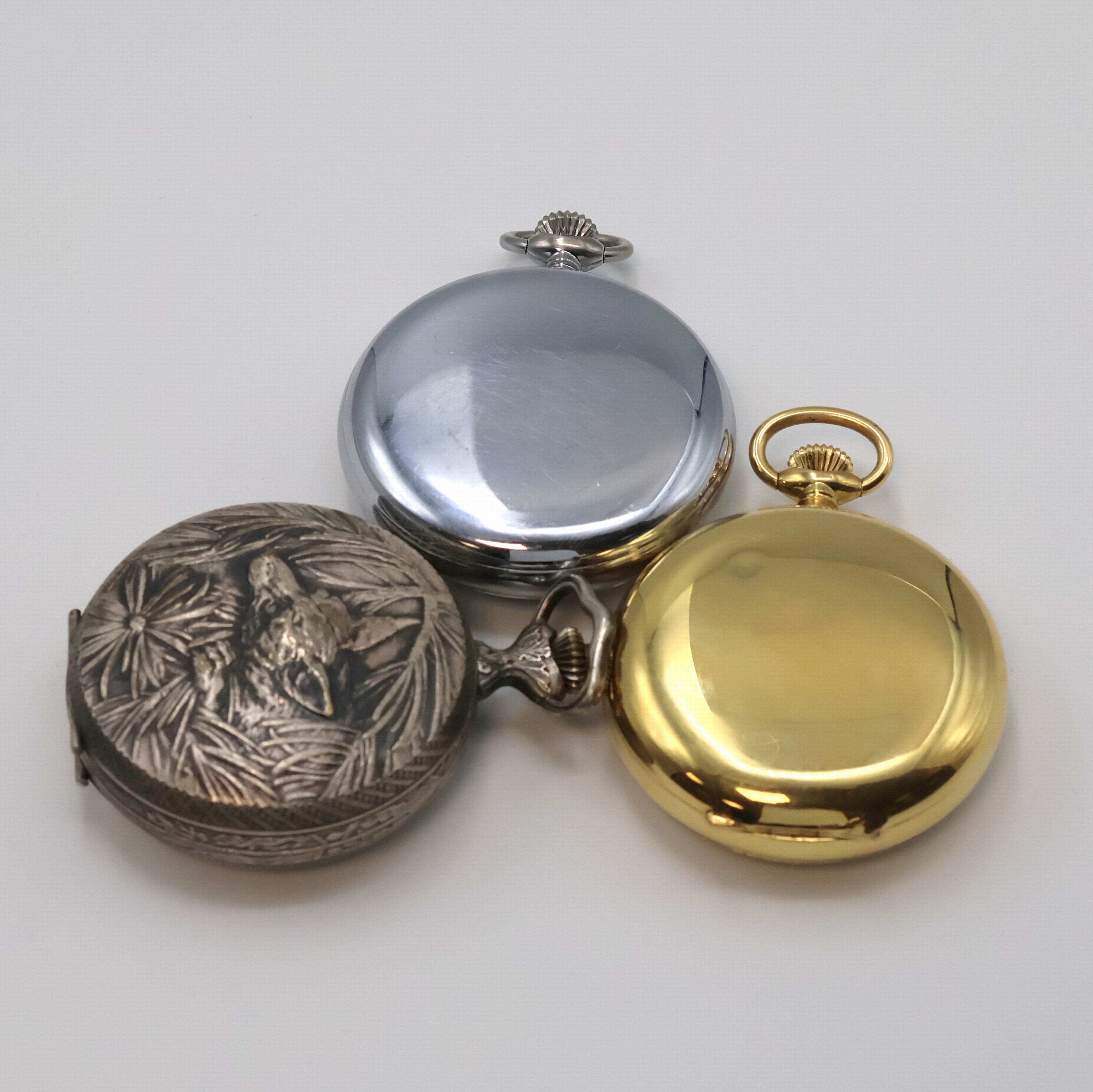 Detail a: HEBDOMAS 3 Taschenuhren mit 8-Tage-Werken, Schweiz um 1980, 2 x offene Geh. dell. in verg. u. verchr., 1 x versilb. Savonette Relief-Geh. ...