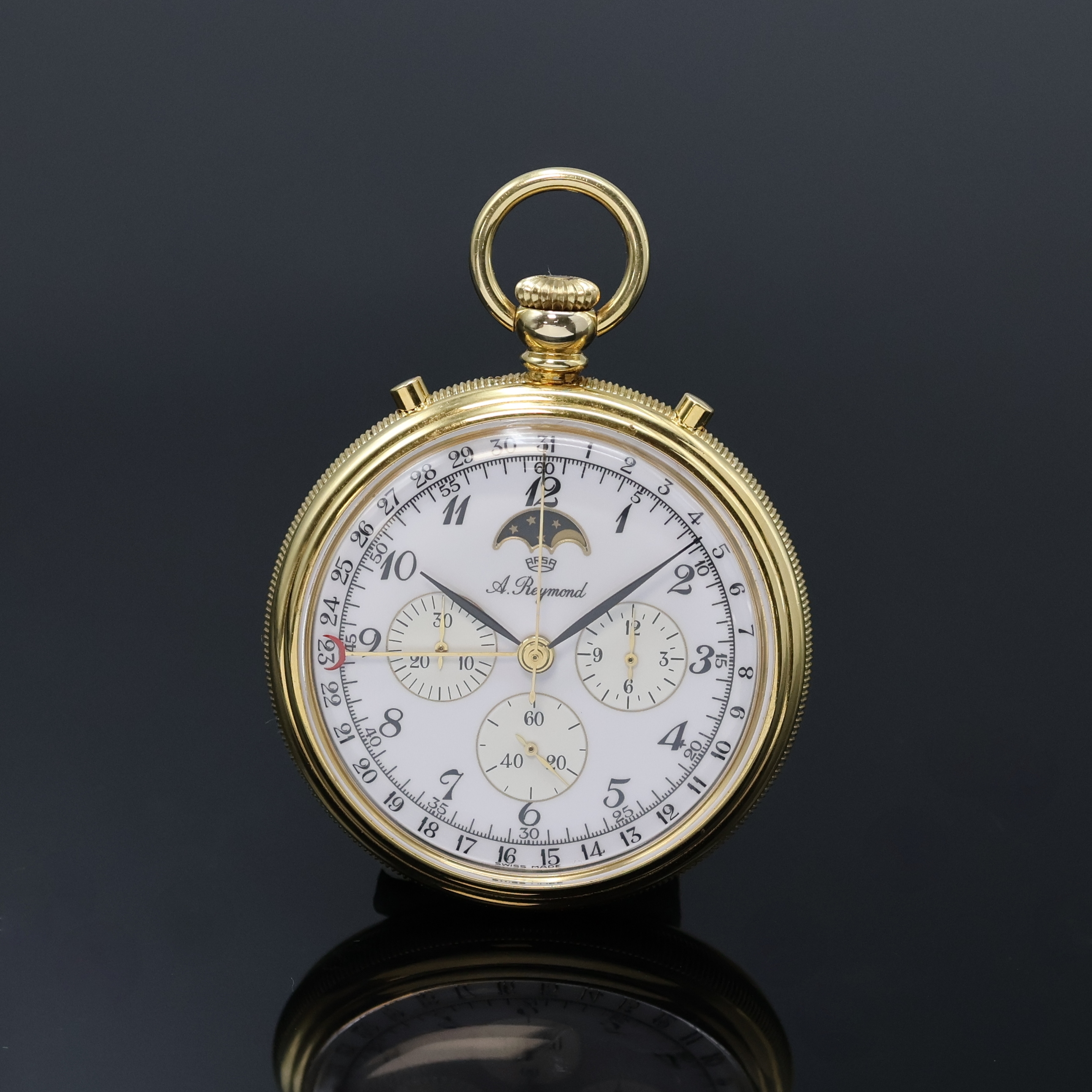A. RAYMOND Taschenchronograph mit Mondphase und Datum im vergoldeten Gehäuse, Schweiz 1980, Handaufzug, 3-tlg. Geh. m. geripptem Rand, Boden u. ...
