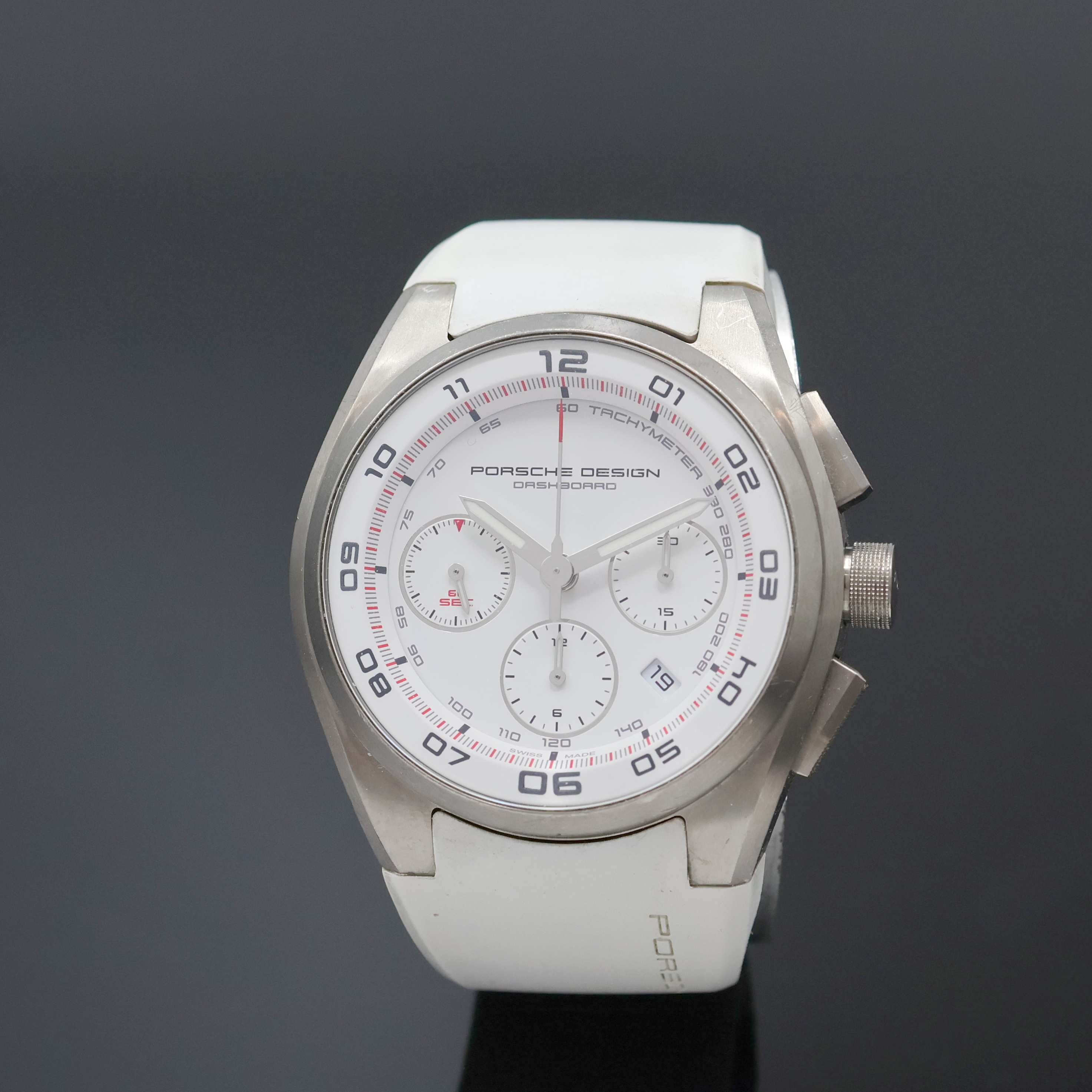 PORSCHE DESIGN Dashboard Armbandchronograph Referenz 6620.11, Automatik, Schweiz um 2015, beids. vergl. Titangeh. inkl. Kautschukband m. dopp. ...
