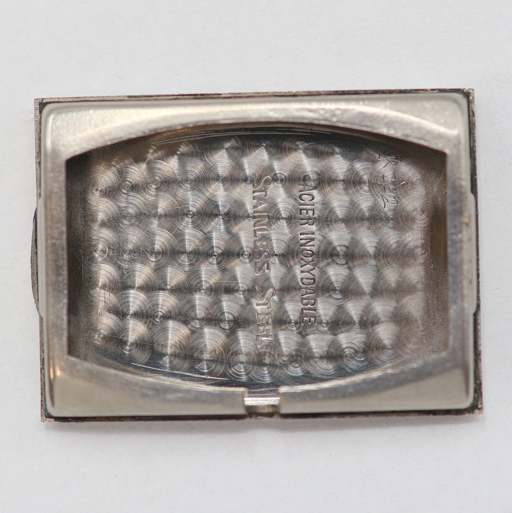 Detail g: MINERVA und REVUE 2 rechteckige Armbanduhren, Schweiz um 1950/1960, Handaufzug, 1) Minerva, verchr. Geh., Boden aufgedr., grau/schwarzes Zifferbl. m. ...