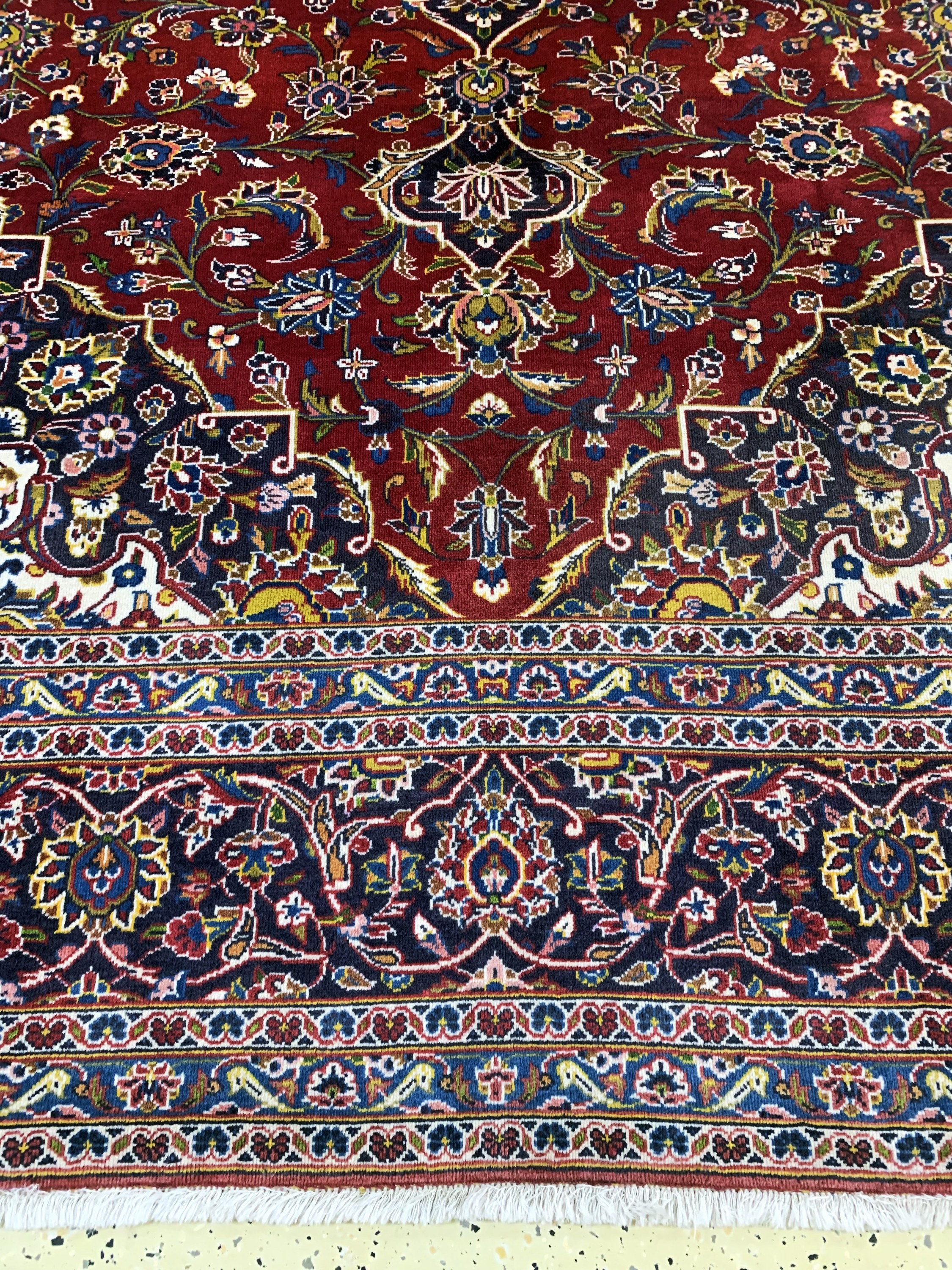 Detail b: Keschan, Persien, Ende 20.Jhd, Wolle auf Baumwolle, ca. 339 x 246 cm, EHZ: 2-3
