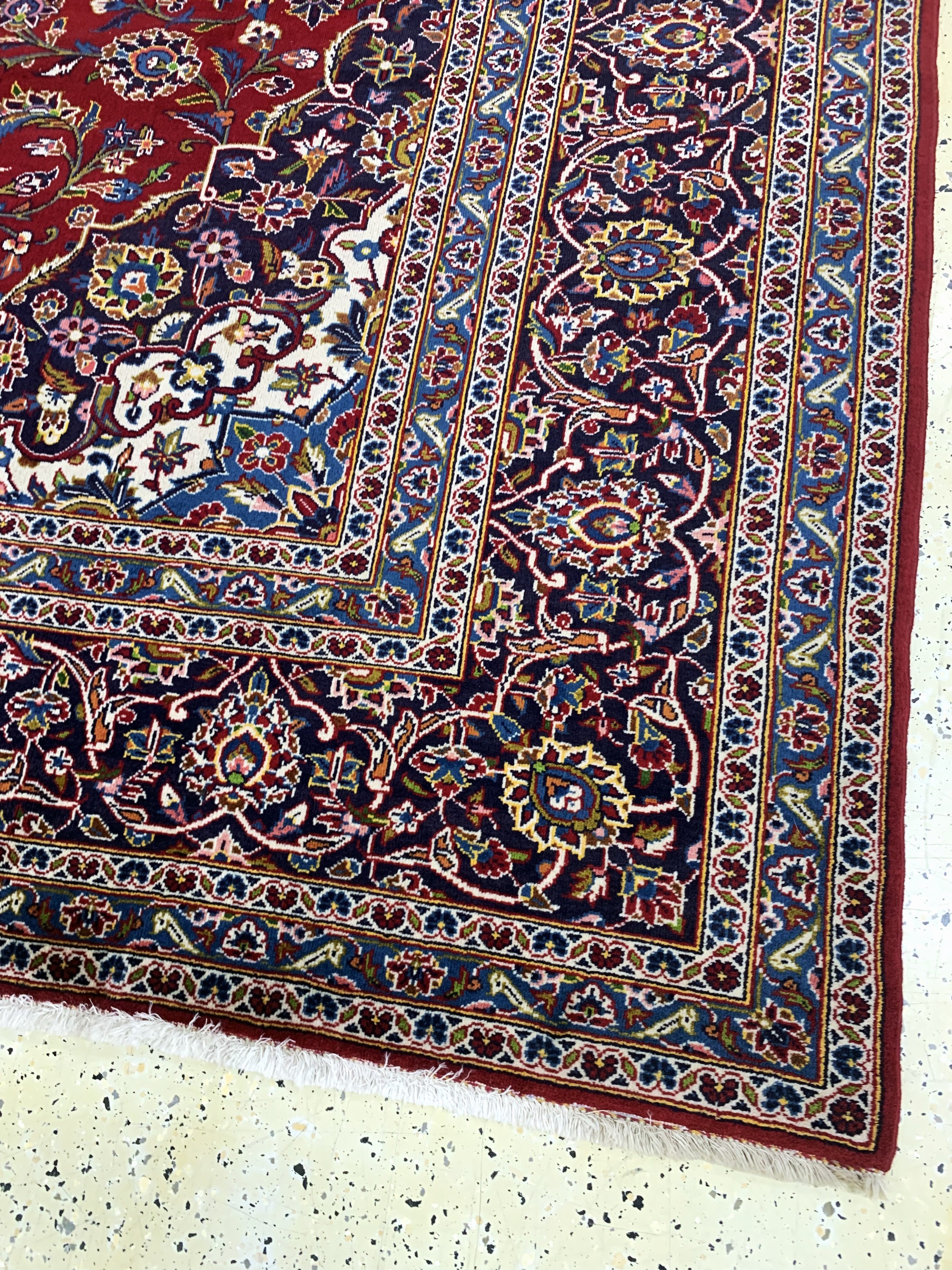 Detail e: Keschan, Persien, Ende 20.Jhd, Wolle auf Baumwolle, ca. 339 x 246 cm, EHZ: 2-3