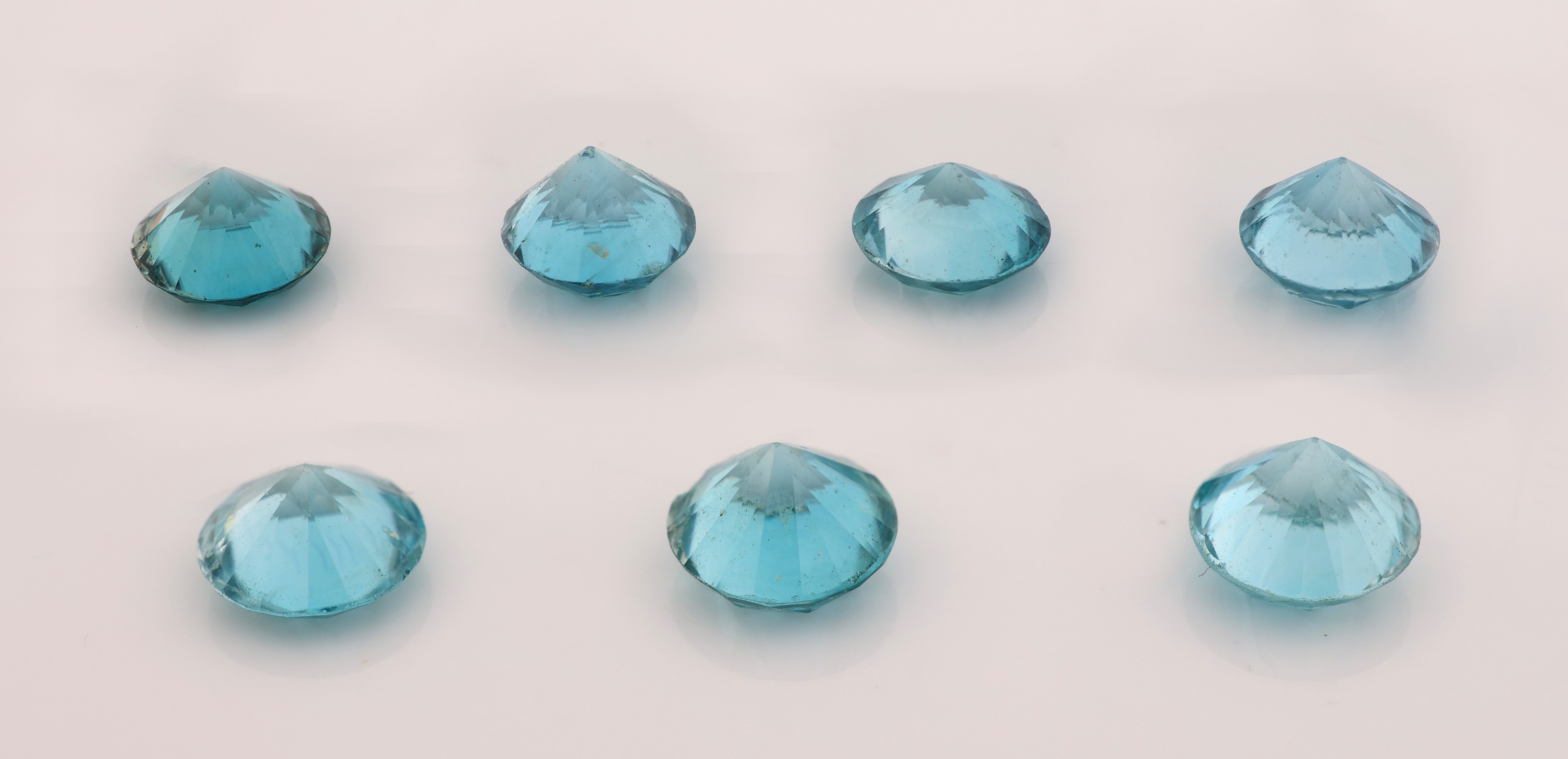 Detail a: Lot 7 lose Zirkone, zus. ca. 10.39 ct, rundfacett.