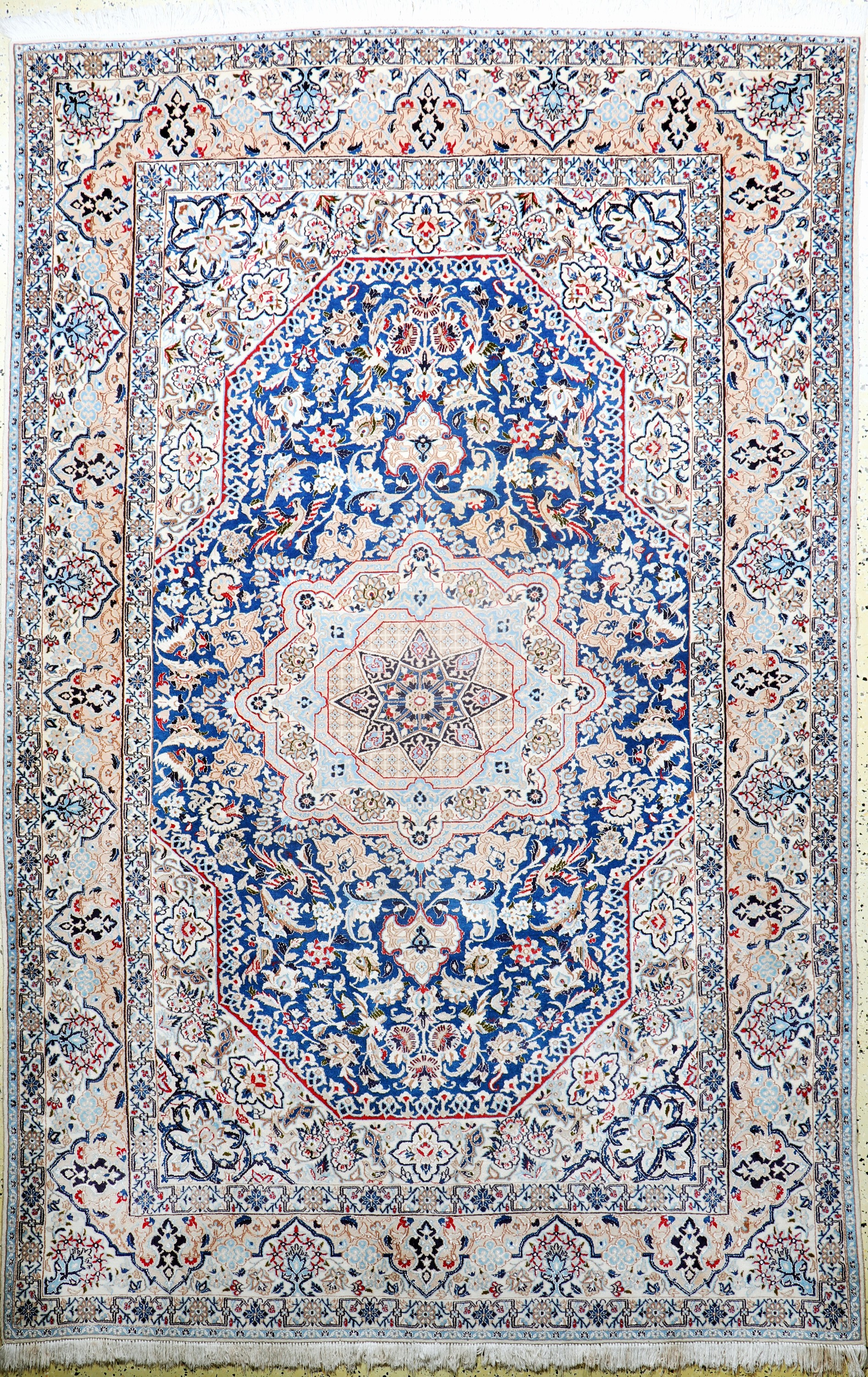Nain fein( 9 La), Persien, Mitte 20.Jhd, Korkwolle mit Seide, ca. 305 x 200 cm, ca. 500.000 Kn/qm, EHZ: 2