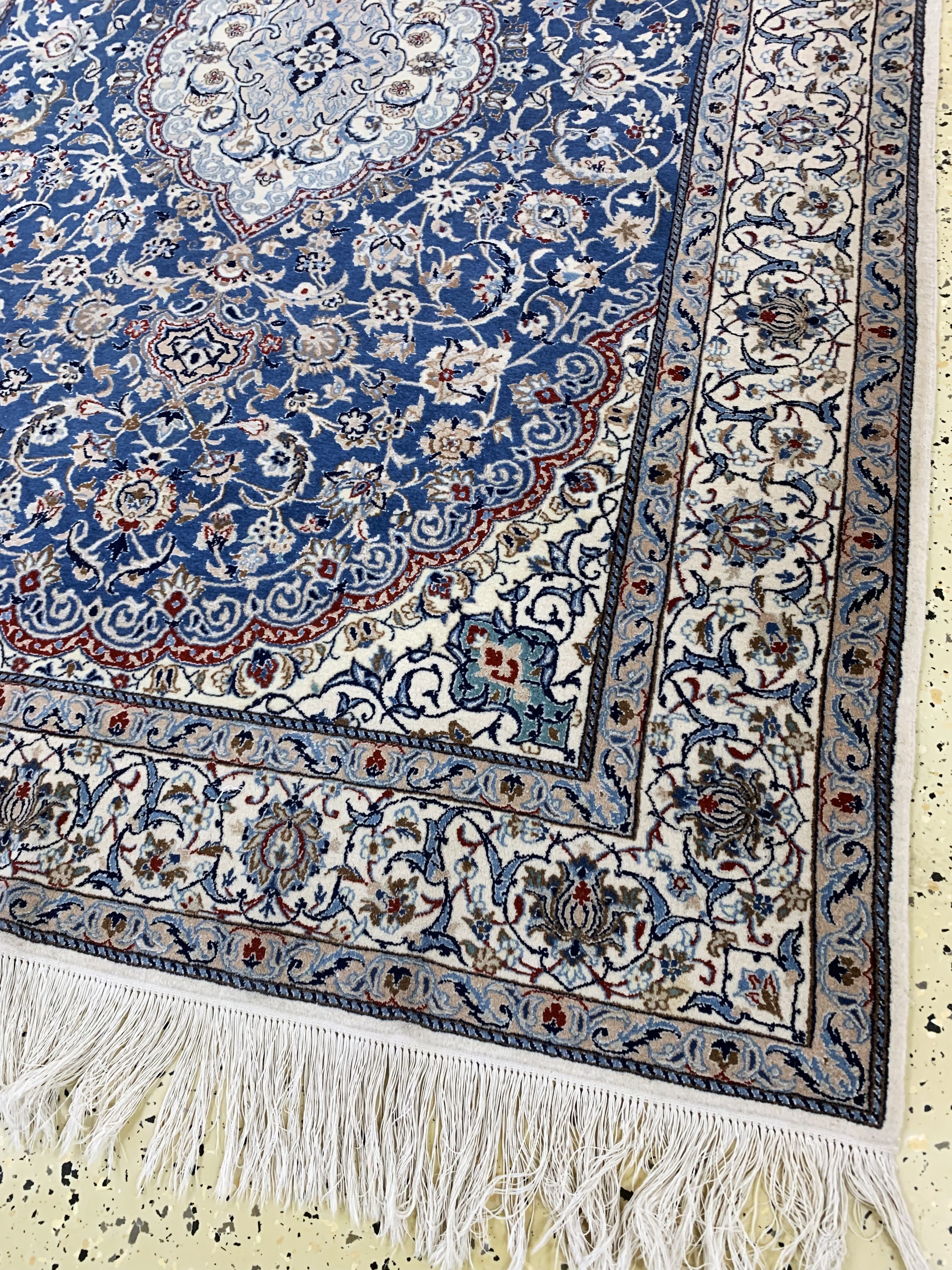 Detail a: Nain fein(6 La), Persien, Mitte 20.Jhd, Korkwolle mit Seide, ca. 192 x 129 cm, ca. 1,0Mio. Kn/qm, EHZ: 2