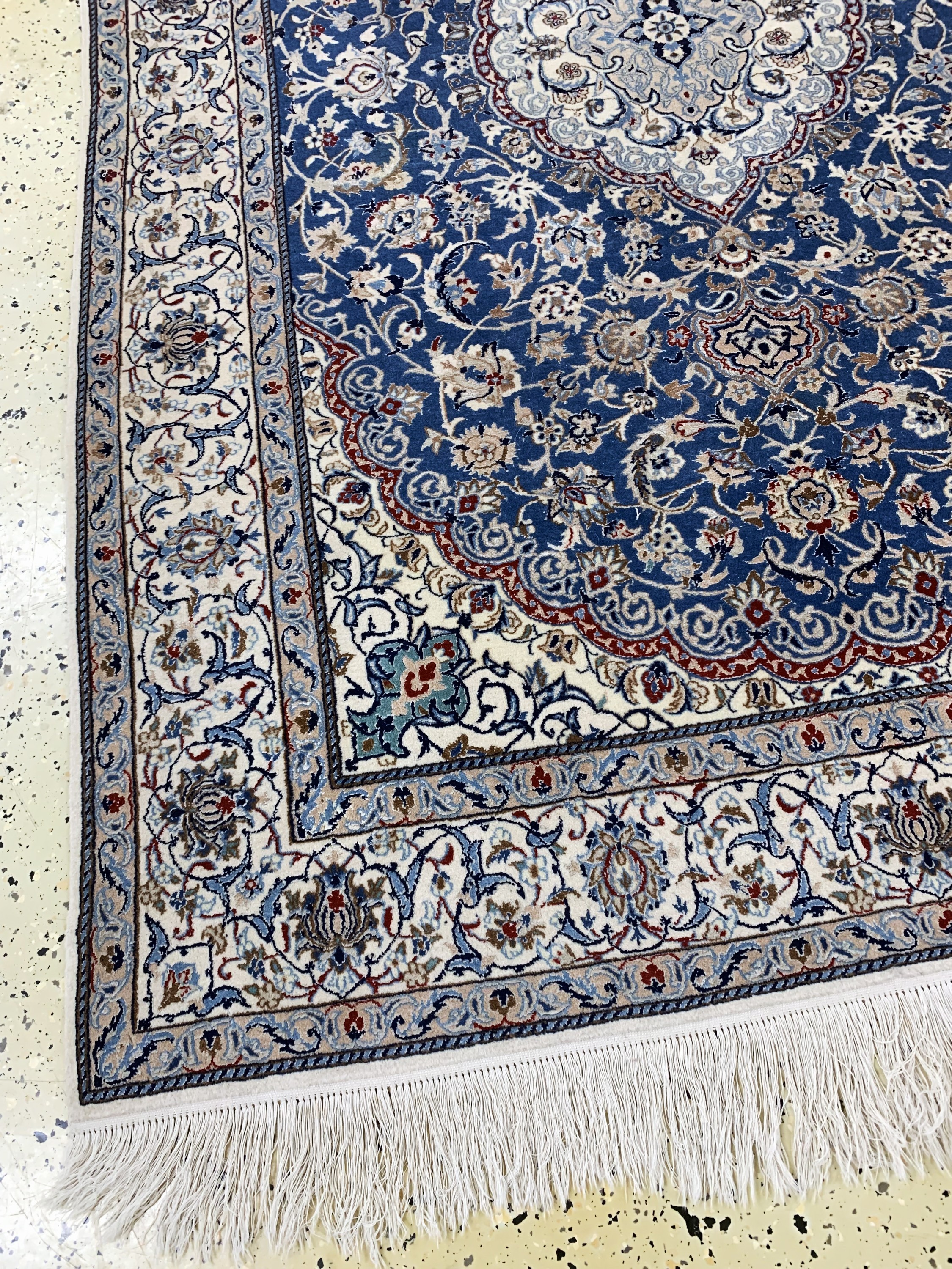 Detail b: Nain fein(6 La), Persien, Mitte 20.Jhd, Korkwolle mit Seide, ca. 192 x 129 cm, ca. 1,0Mio. Kn/qm, EHZ: 2