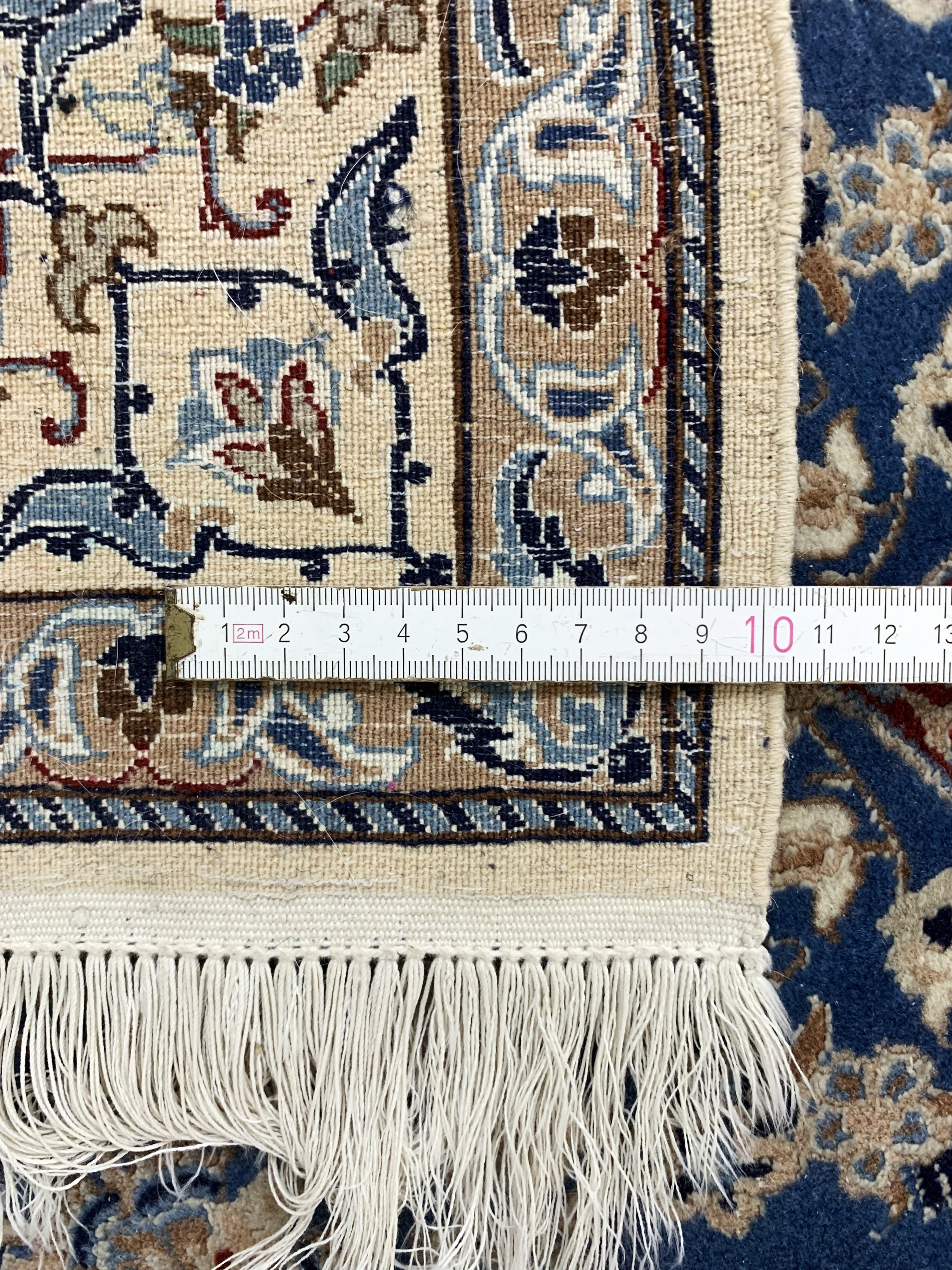 Detail g: Nain fein(6 La), Persien, Mitte 20.Jhd, Korkwolle mit Seide, ca. 192 x 129 cm, ca. 1,0Mio. Kn/qm, EHZ: 2